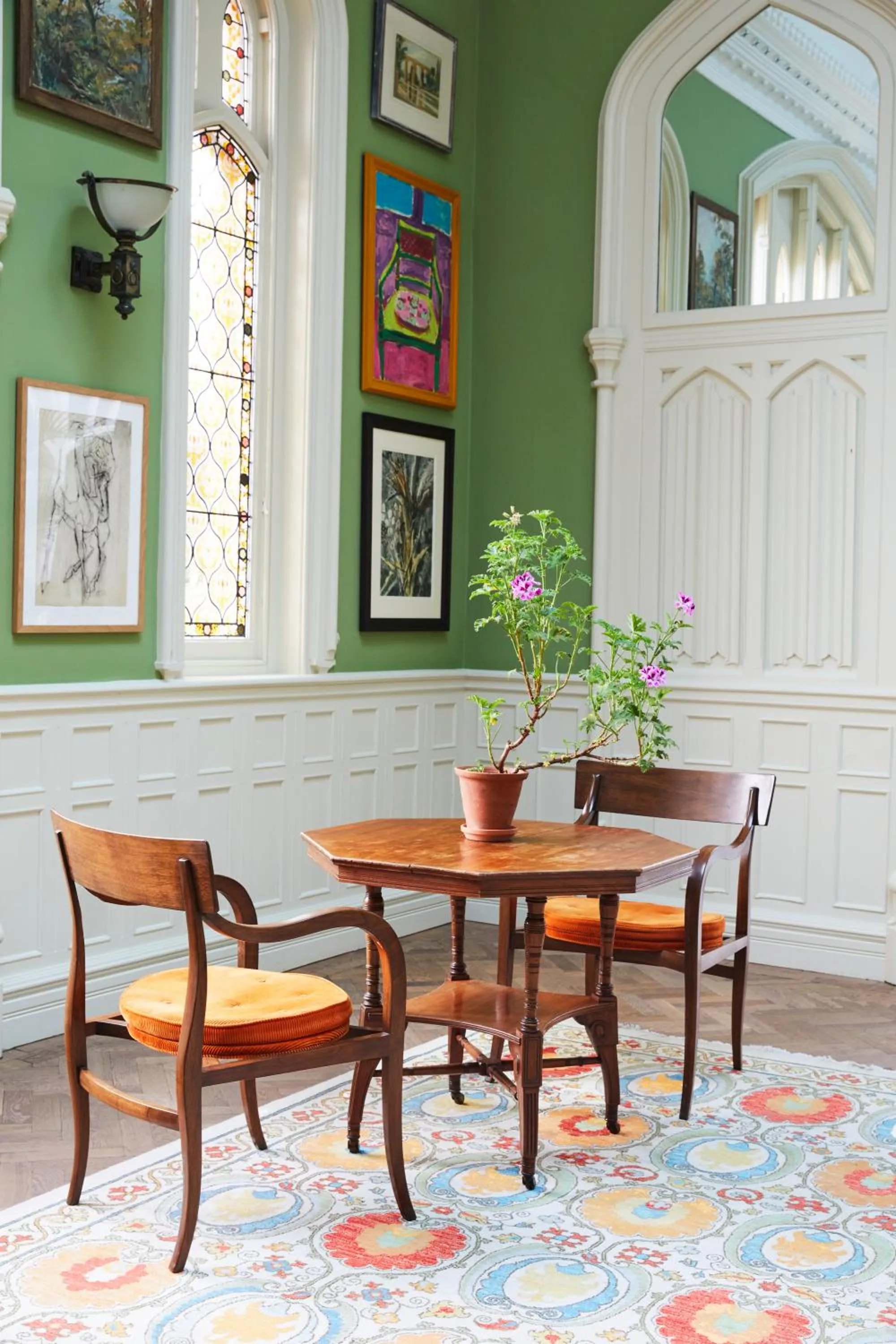 Restaurant/places to eat in Oakley Court