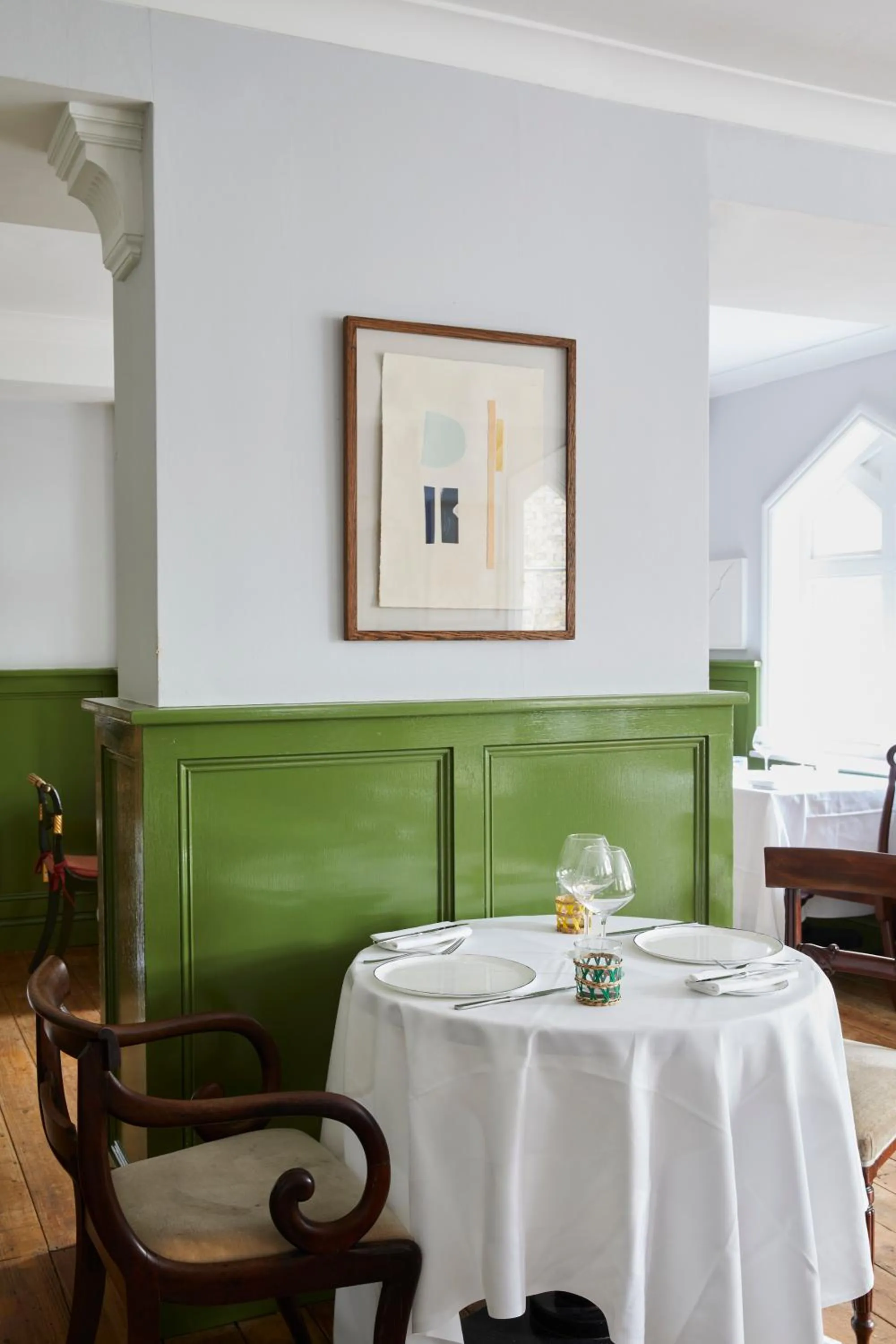 Restaurant/places to eat in Oakley Court