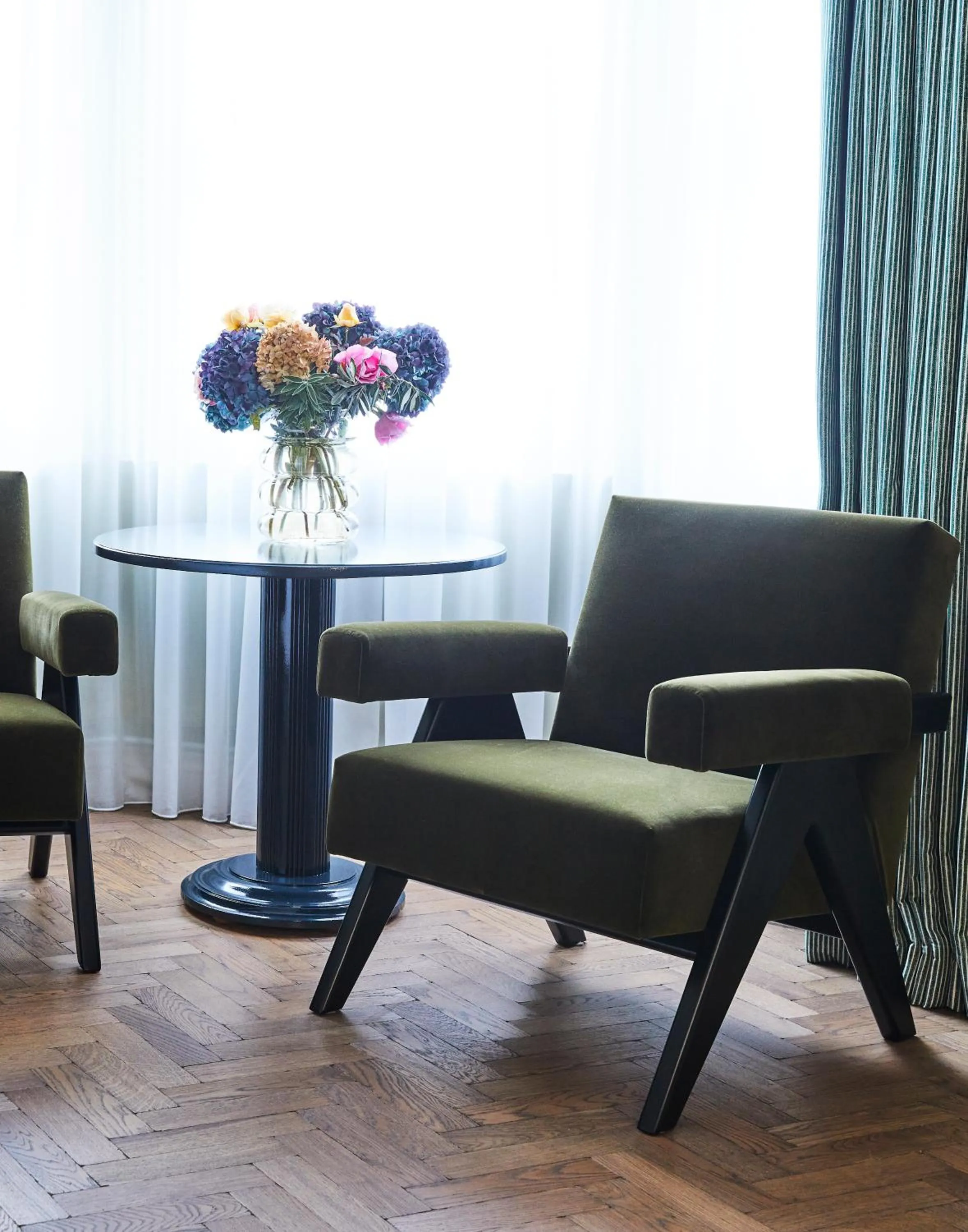Seating area in Oakley Court