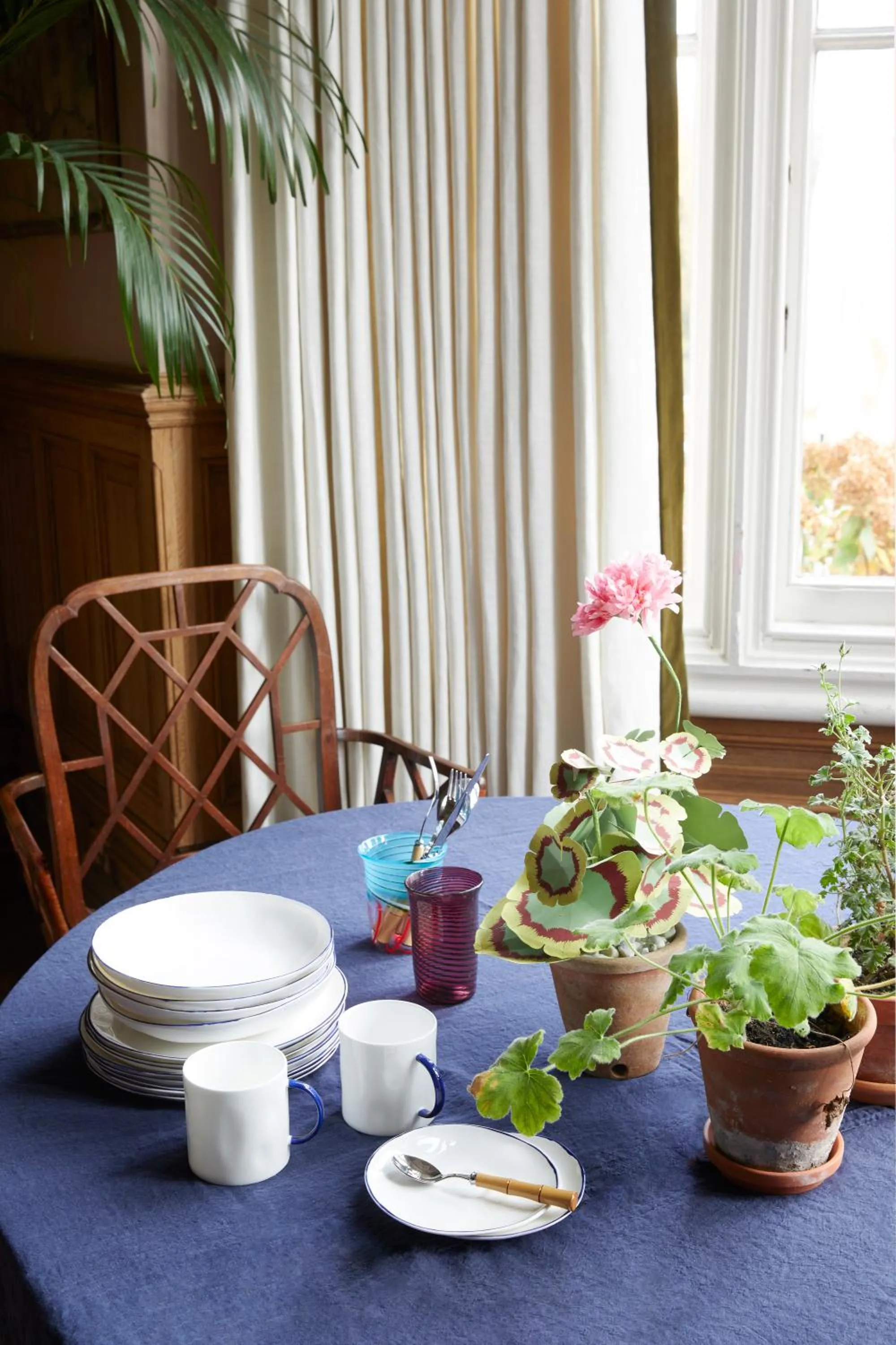 Restaurant/places to eat in Oakley Court