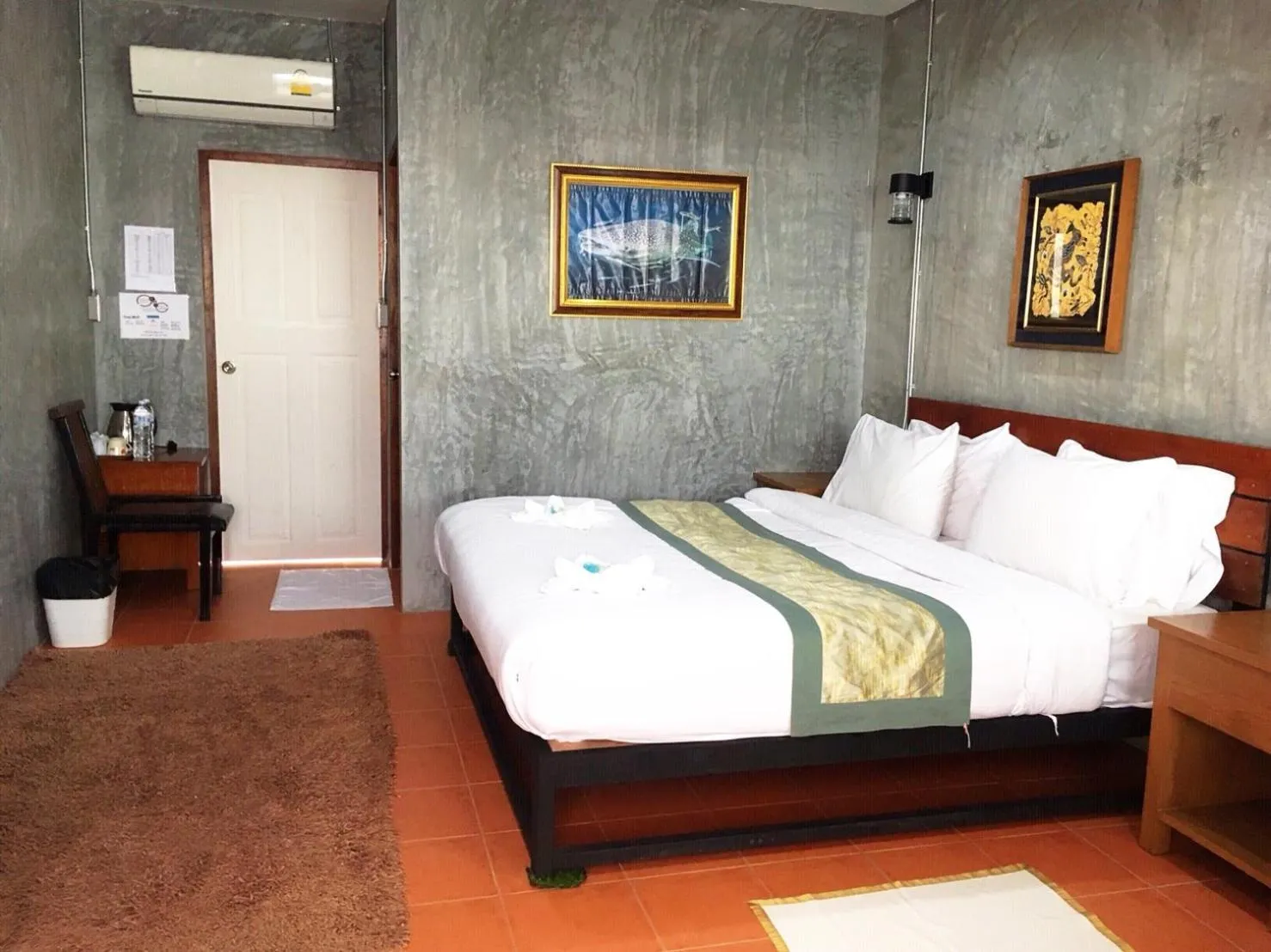 Bed in White Jail at Koh Tao Hostel