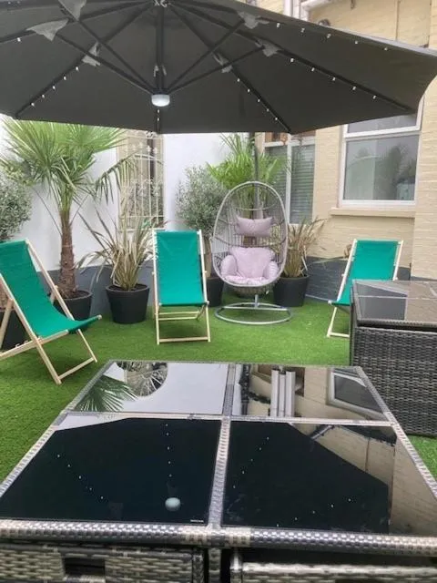 Property building in Astor Court Hotel