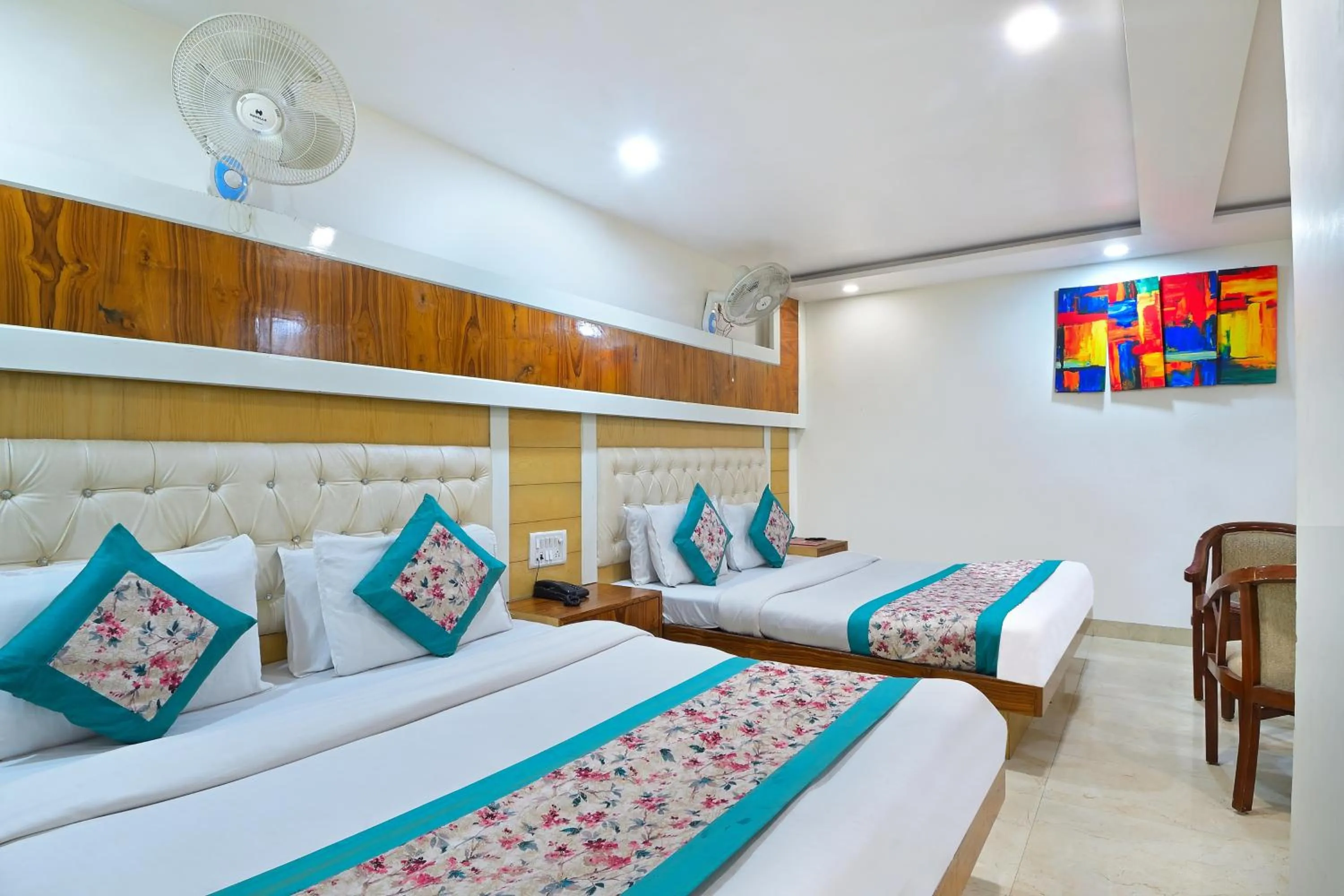 Bedroom, Bed in Hotel Glow Inn Paharganj-3 Mins Walk From New Delhi Railway Station