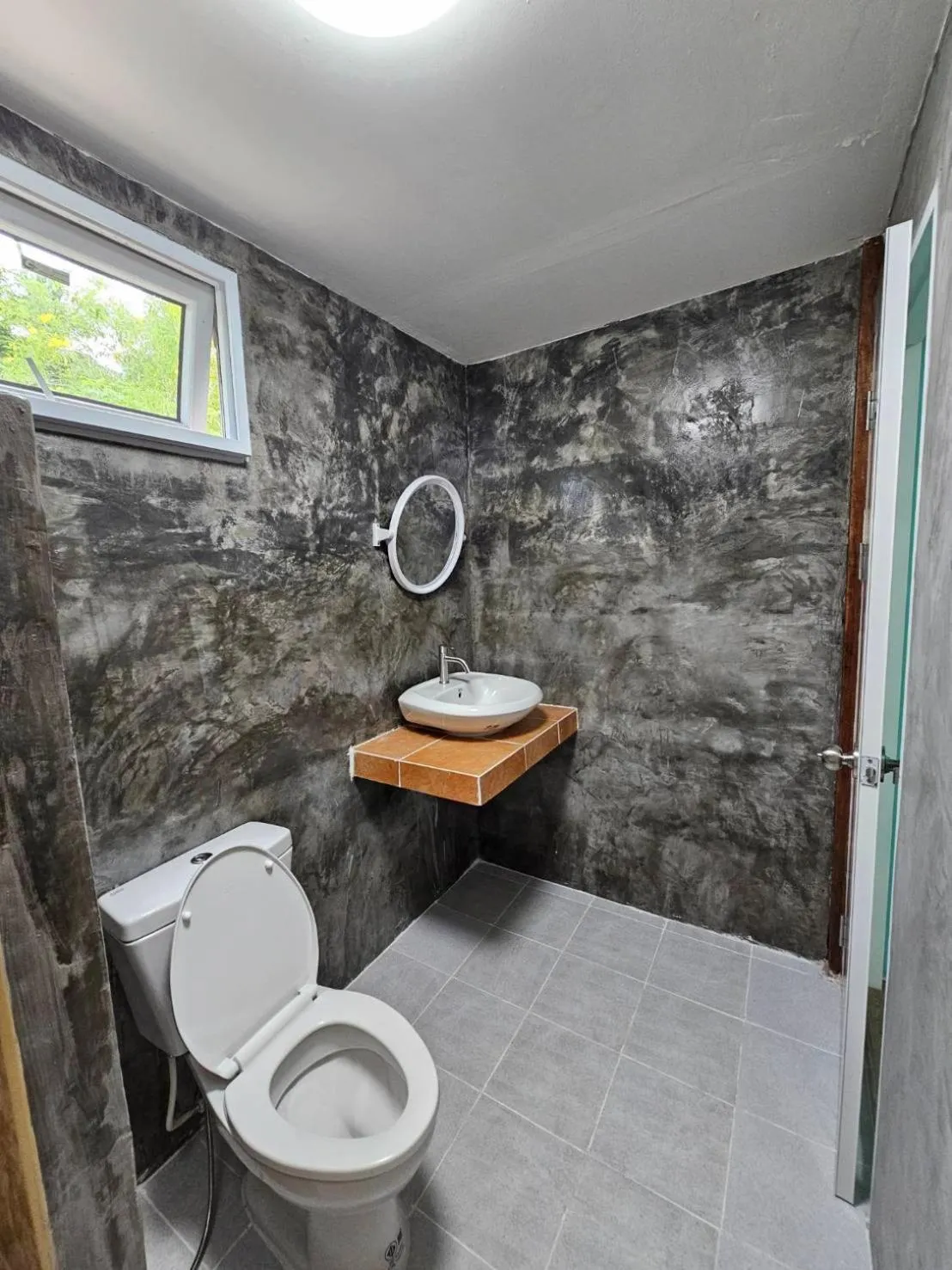 Koh Ngai Kaimuk Thong Resort