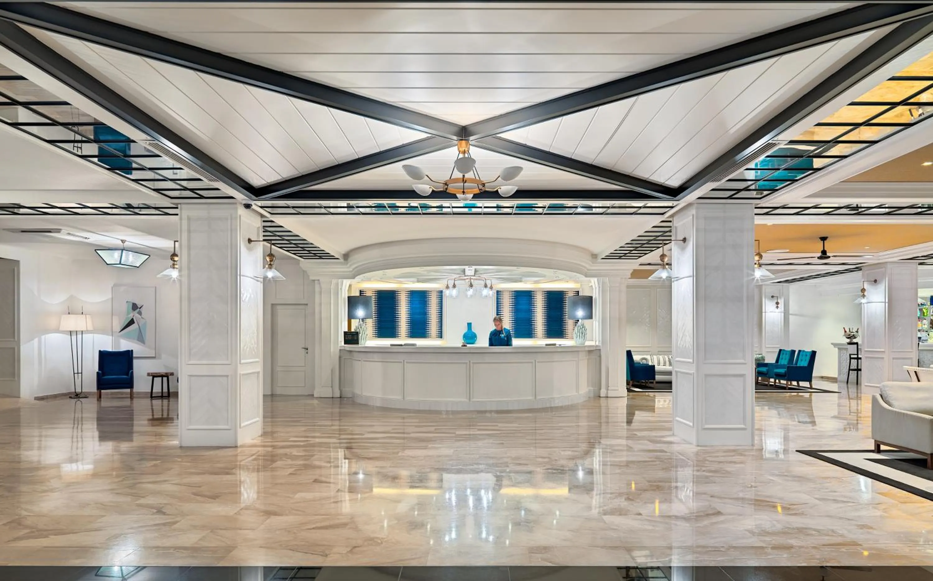 Lobby or reception in H10 Delfín - Adults Only