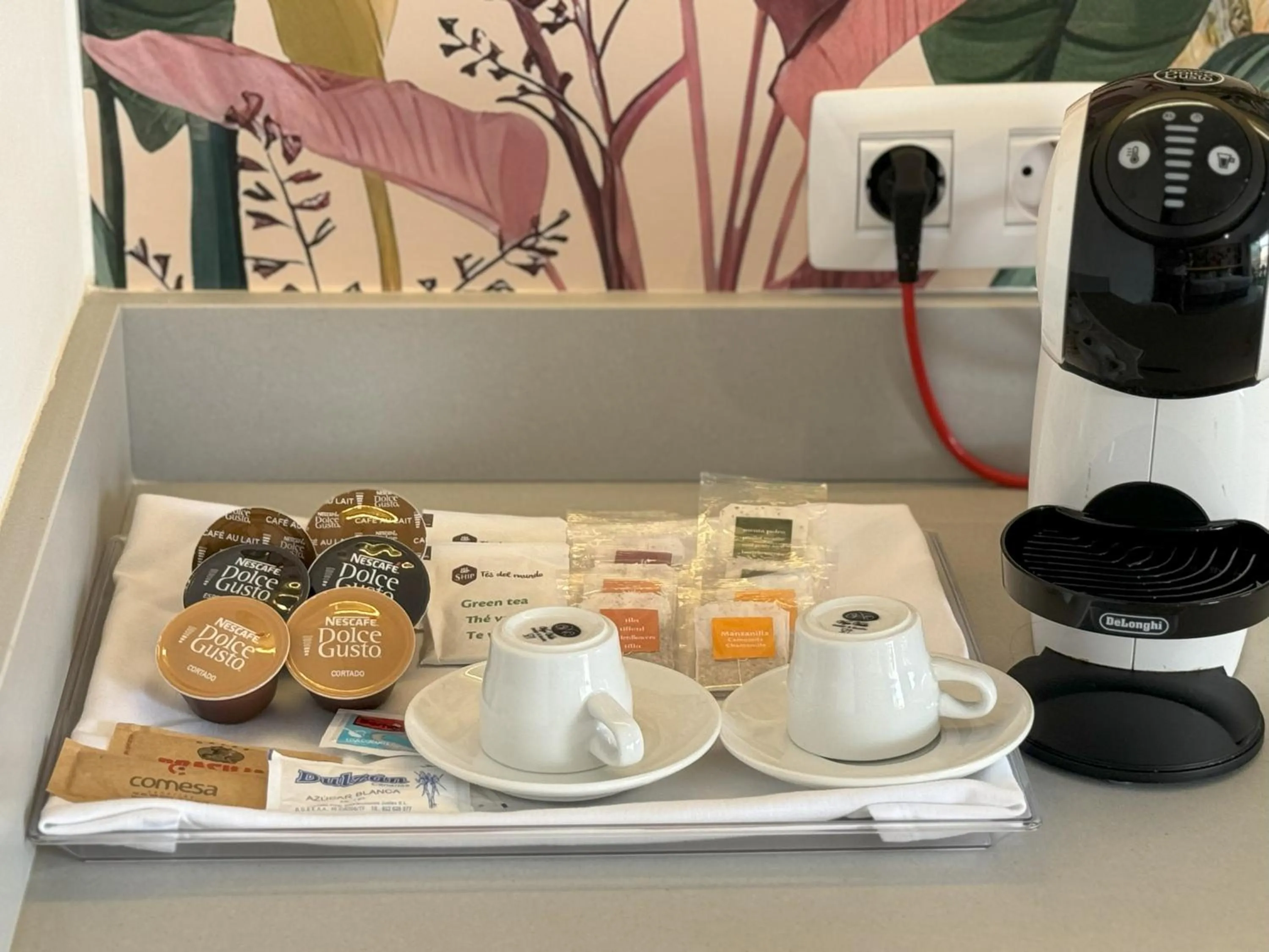 Coffee/tea facilities in Skyview Hotel Tenerife