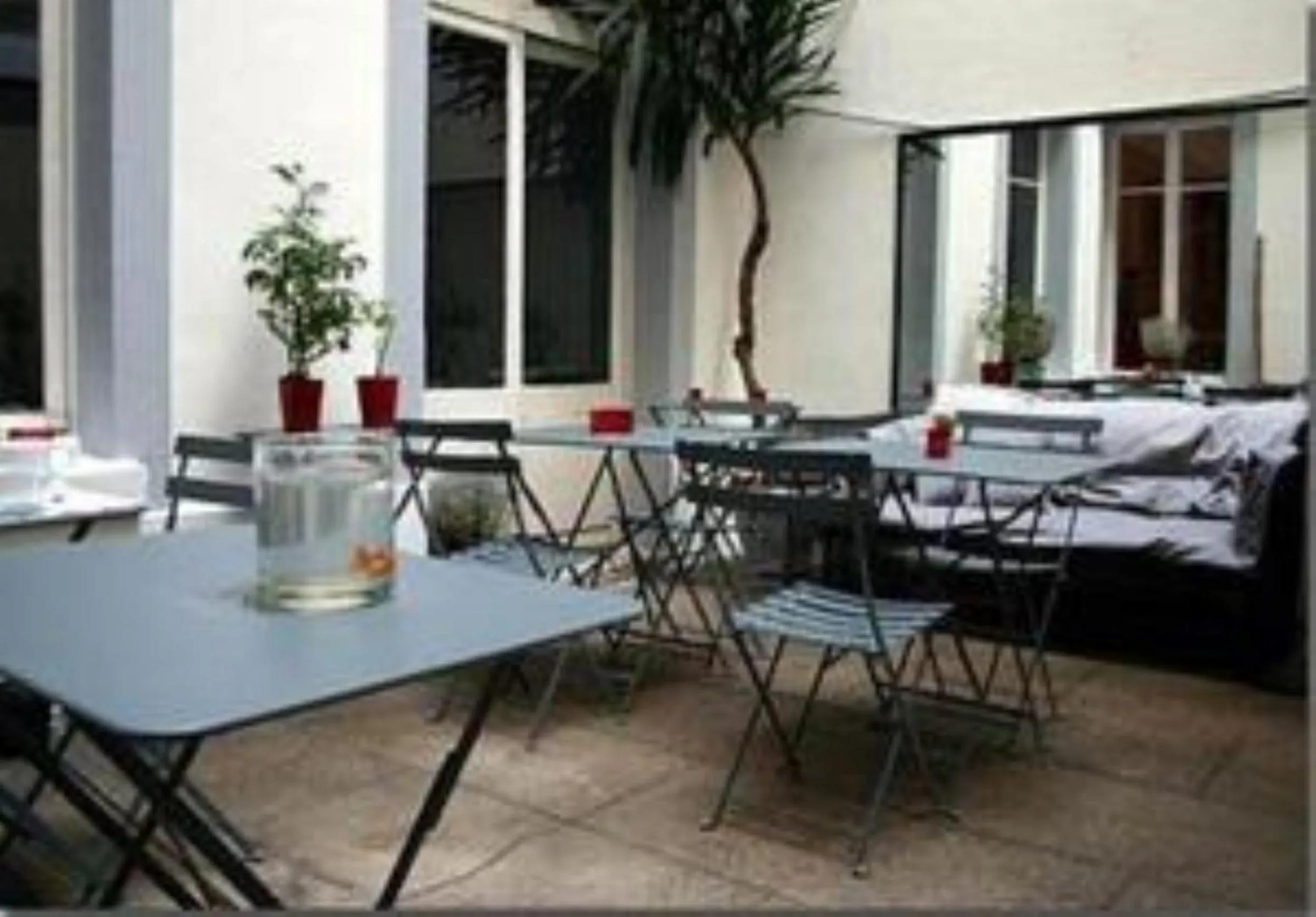 Lounge or bar in Alba Opéra Hôtel