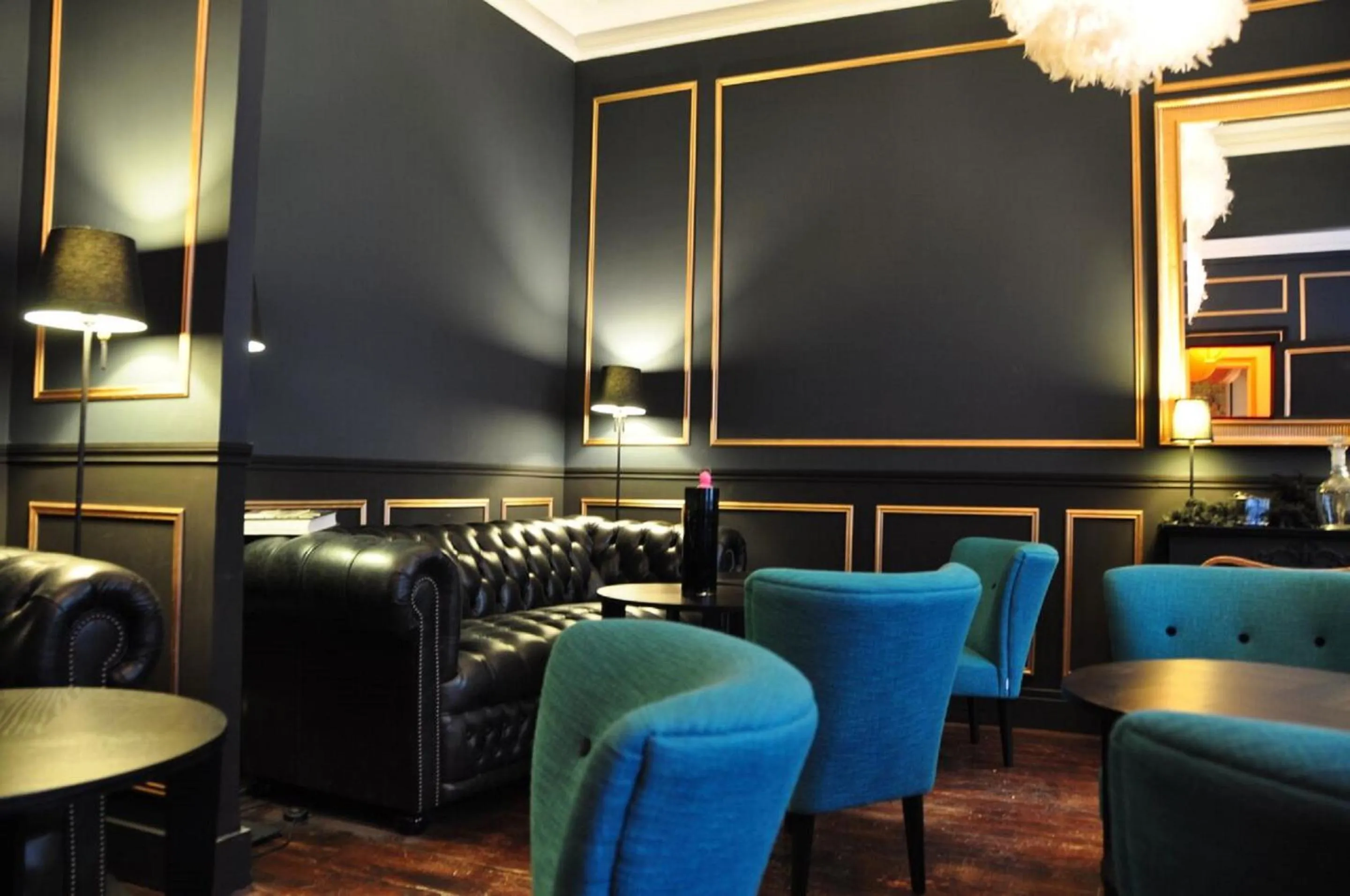 Lounge or bar in Alba Opéra Hôtel