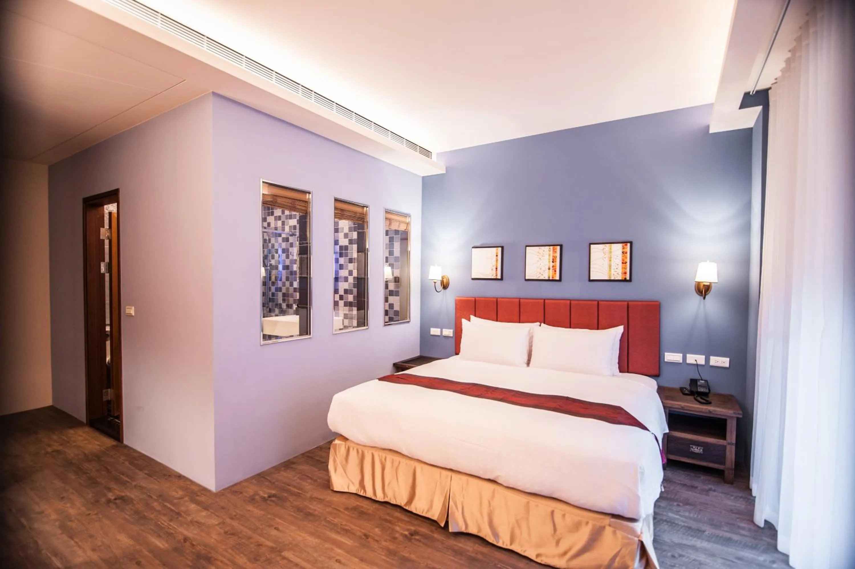 Photo of the whole room, Bed in Dreamer Boutique Hotel