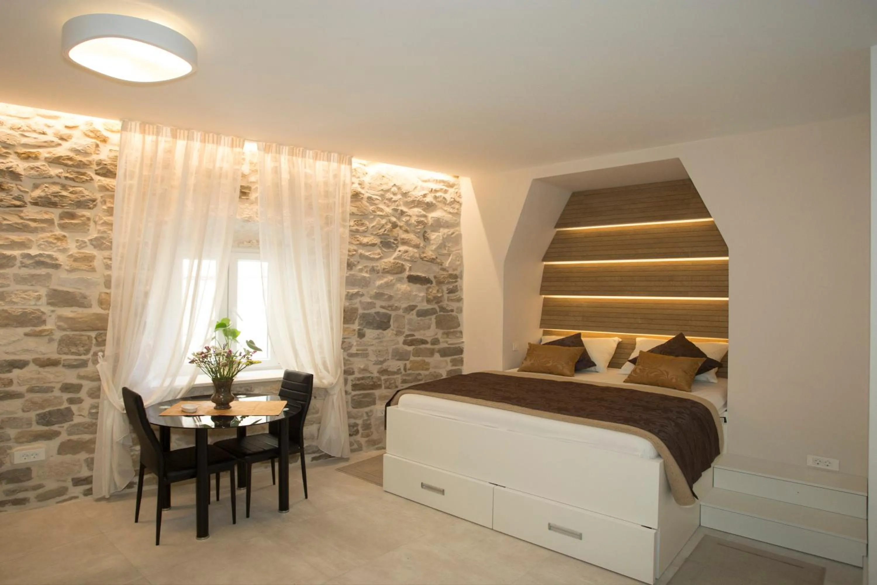 Situs Residence