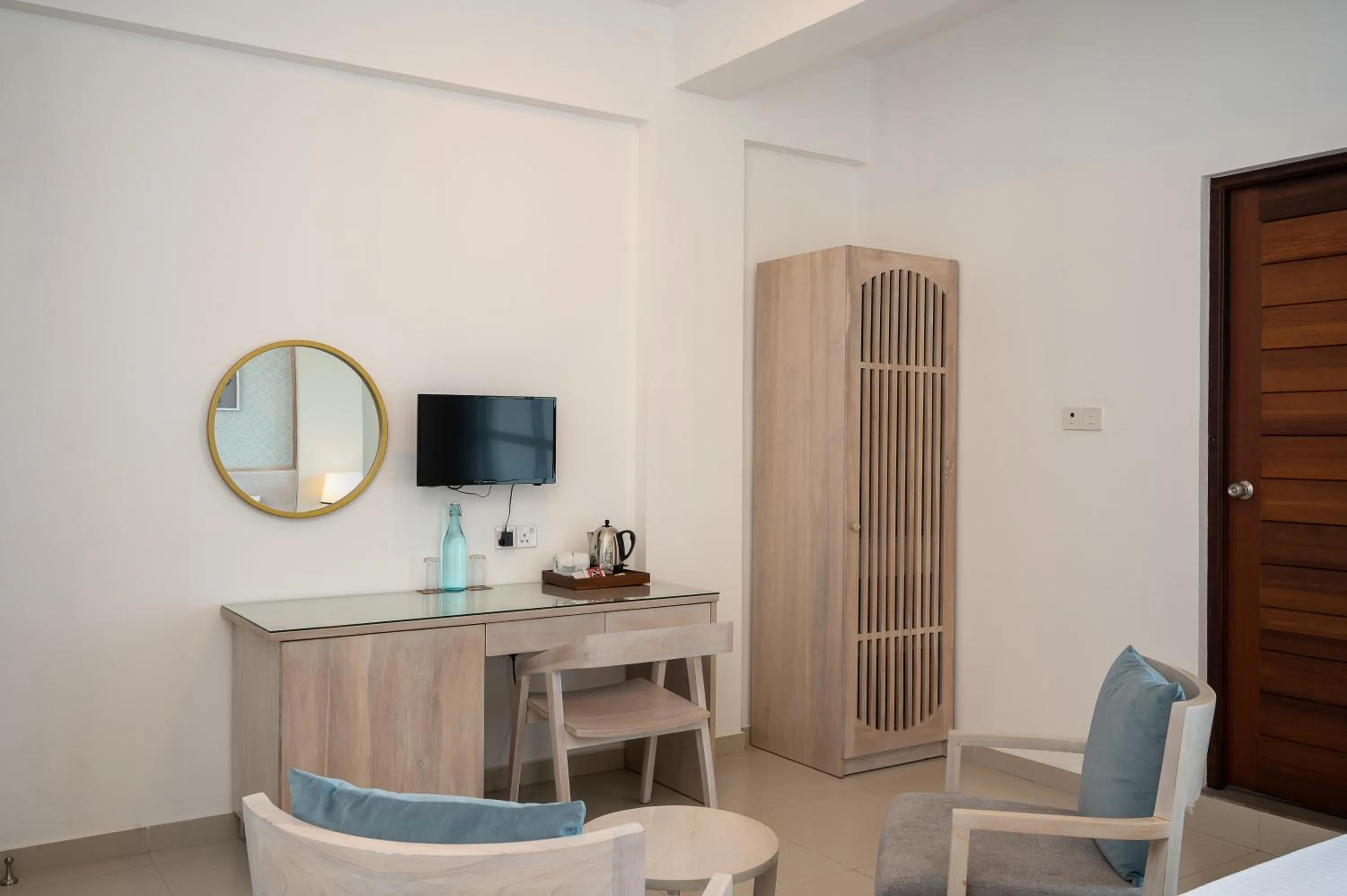 Seating area in Hotel Oviya