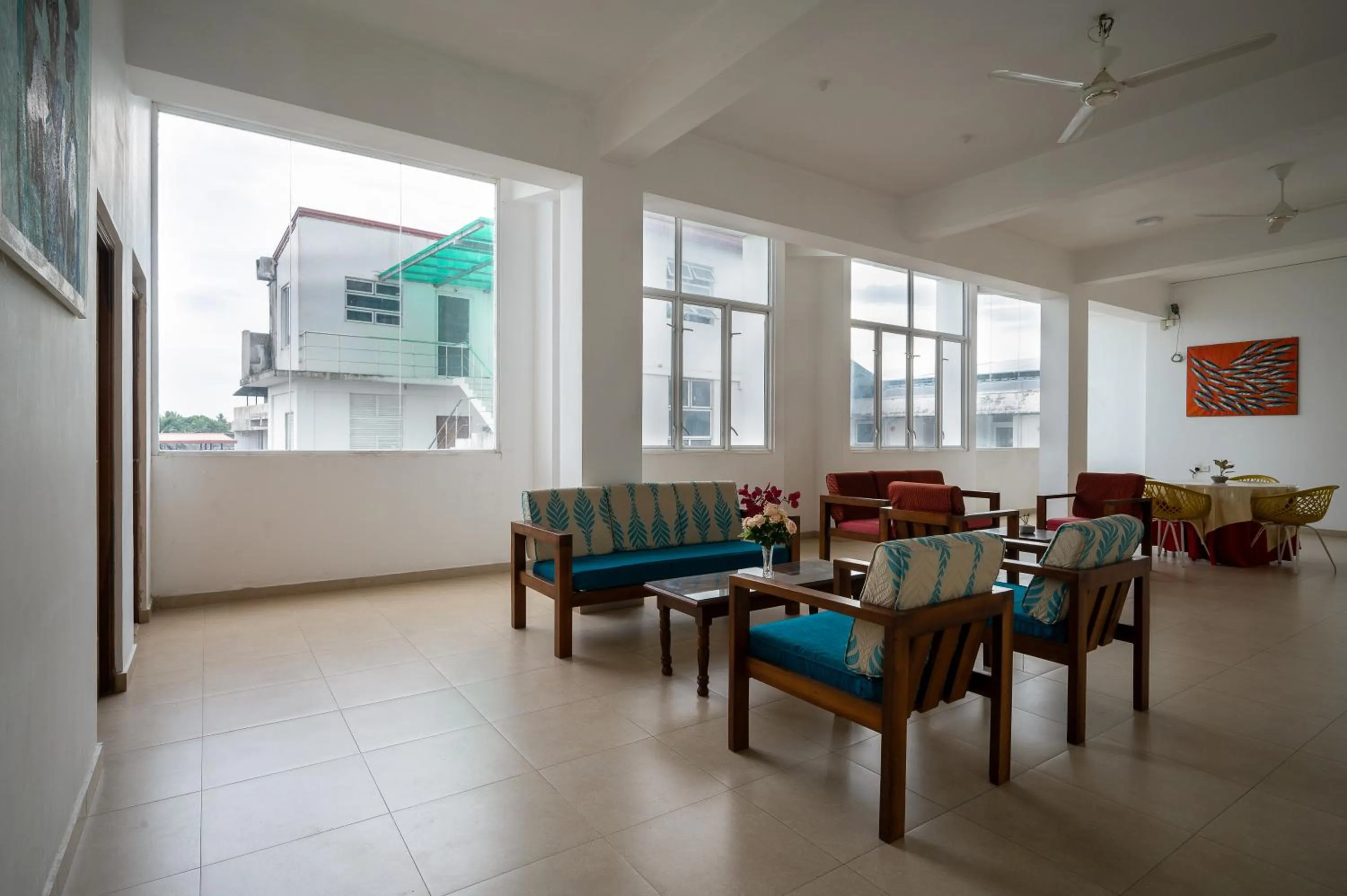 Seating area in Hotel Oviya