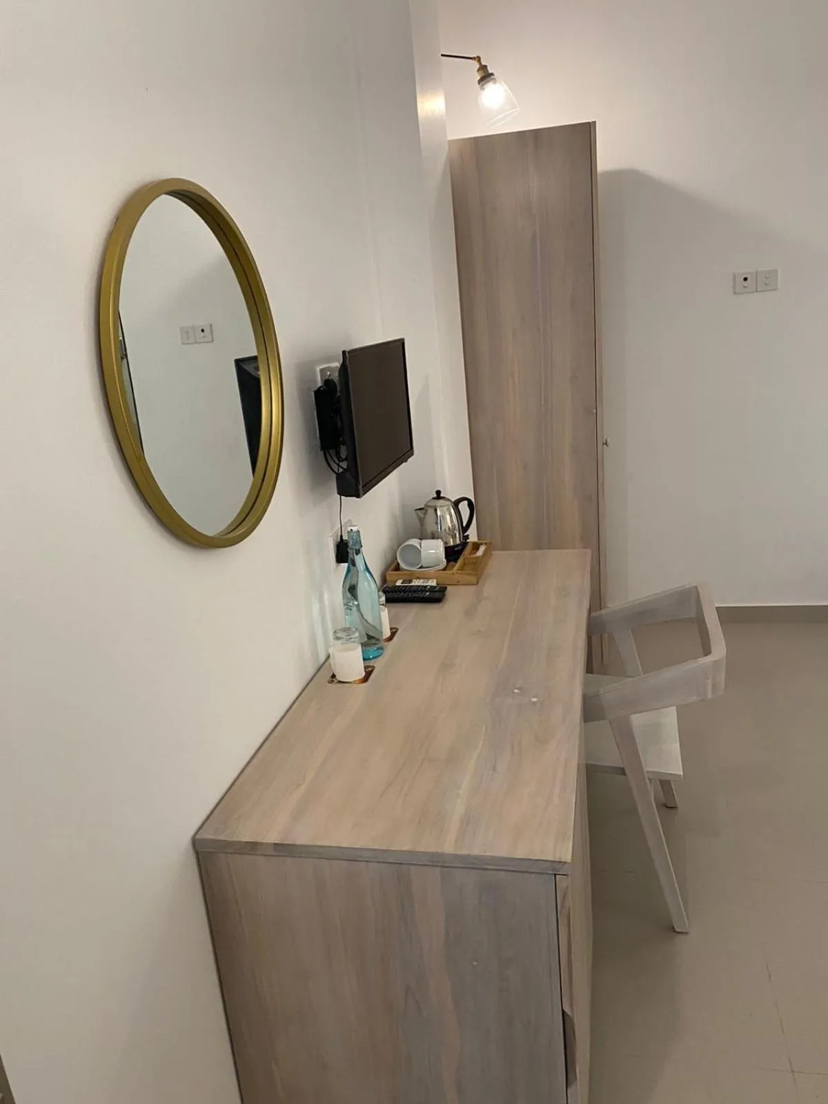 Coffee/tea facilities in Hotel Oviya