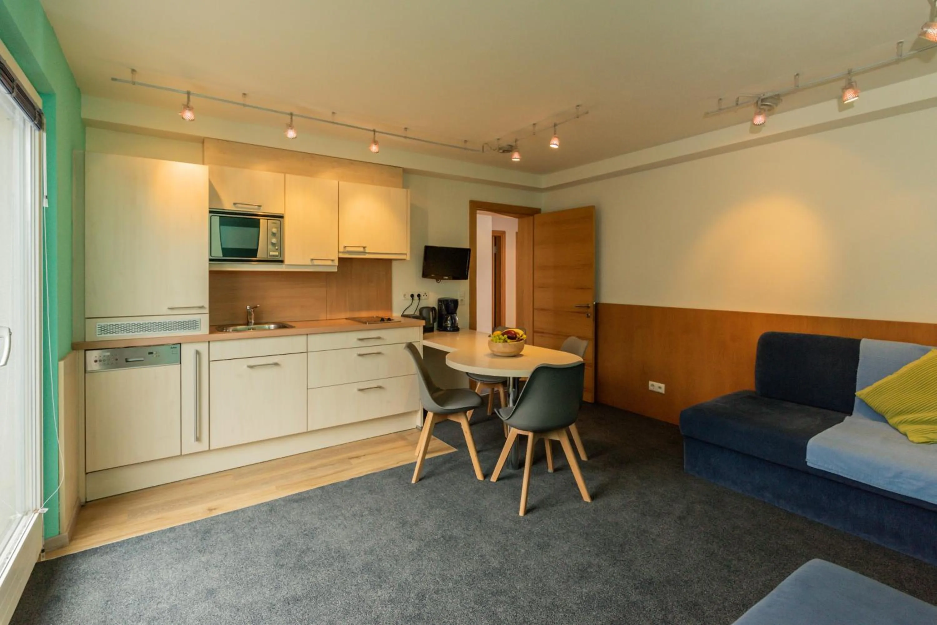 Kitchen or kitchenette in Ibex Lodge