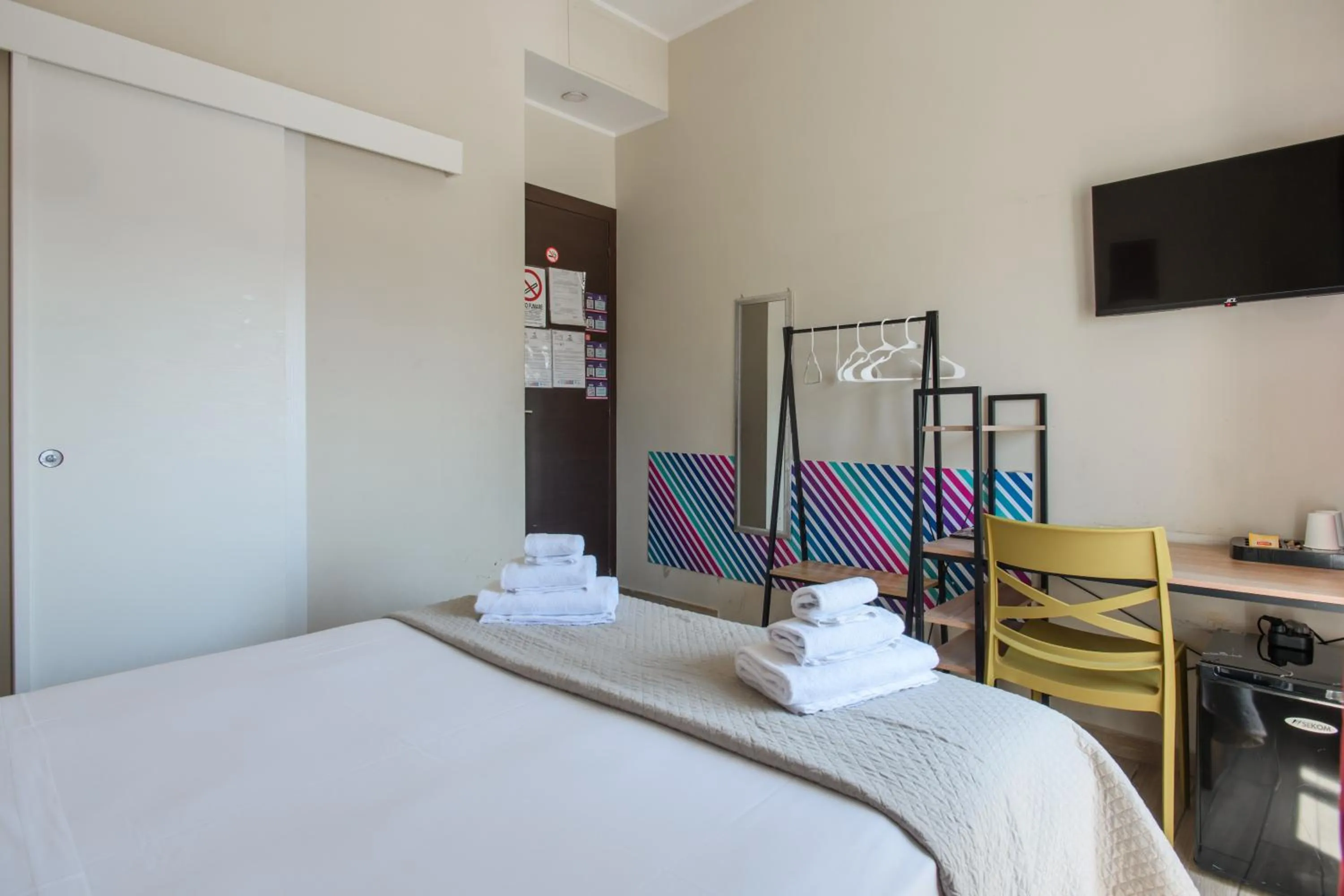 TV and multimedia, Bed in B&B Metropolitan