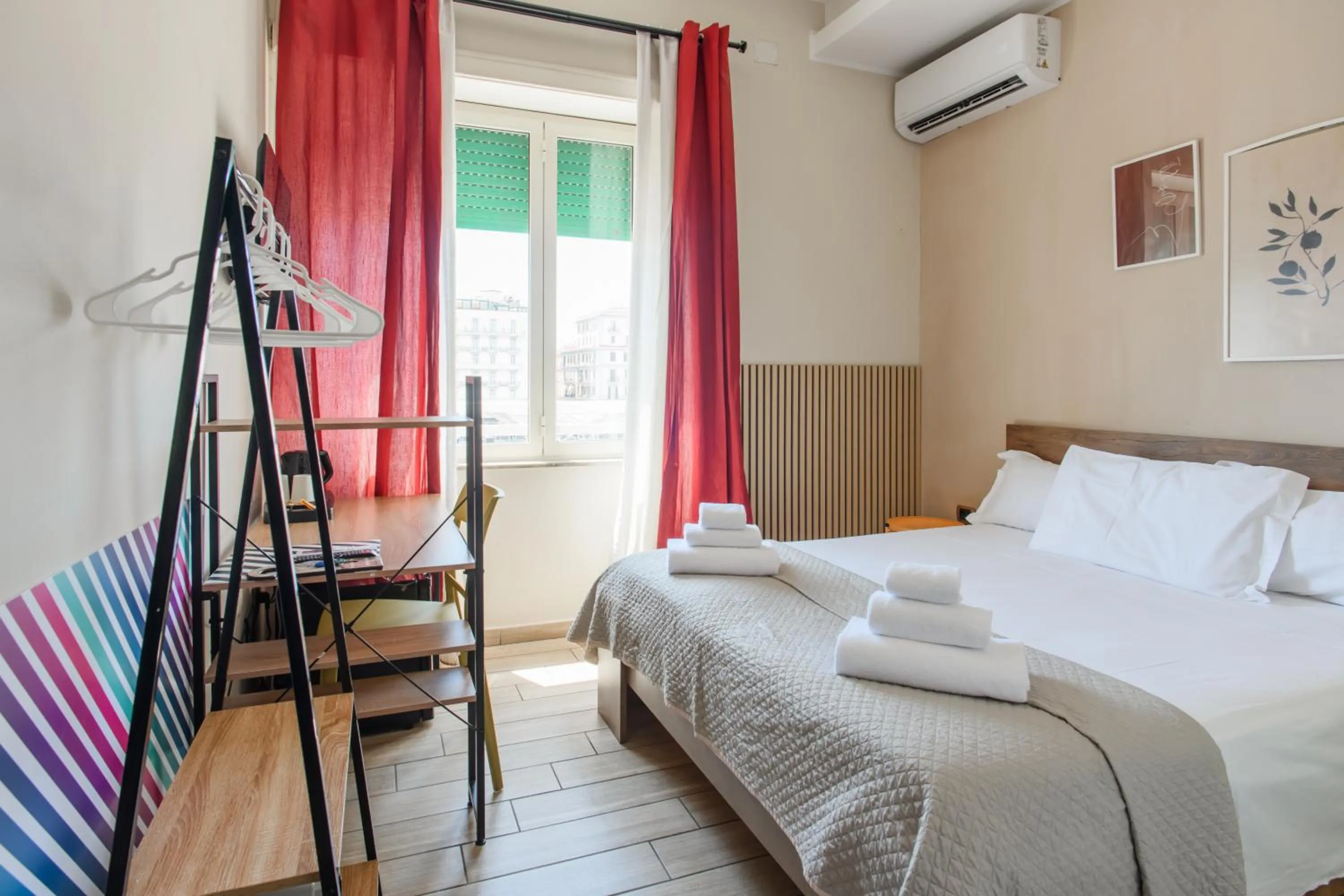 Bed in B&B Metropolitan