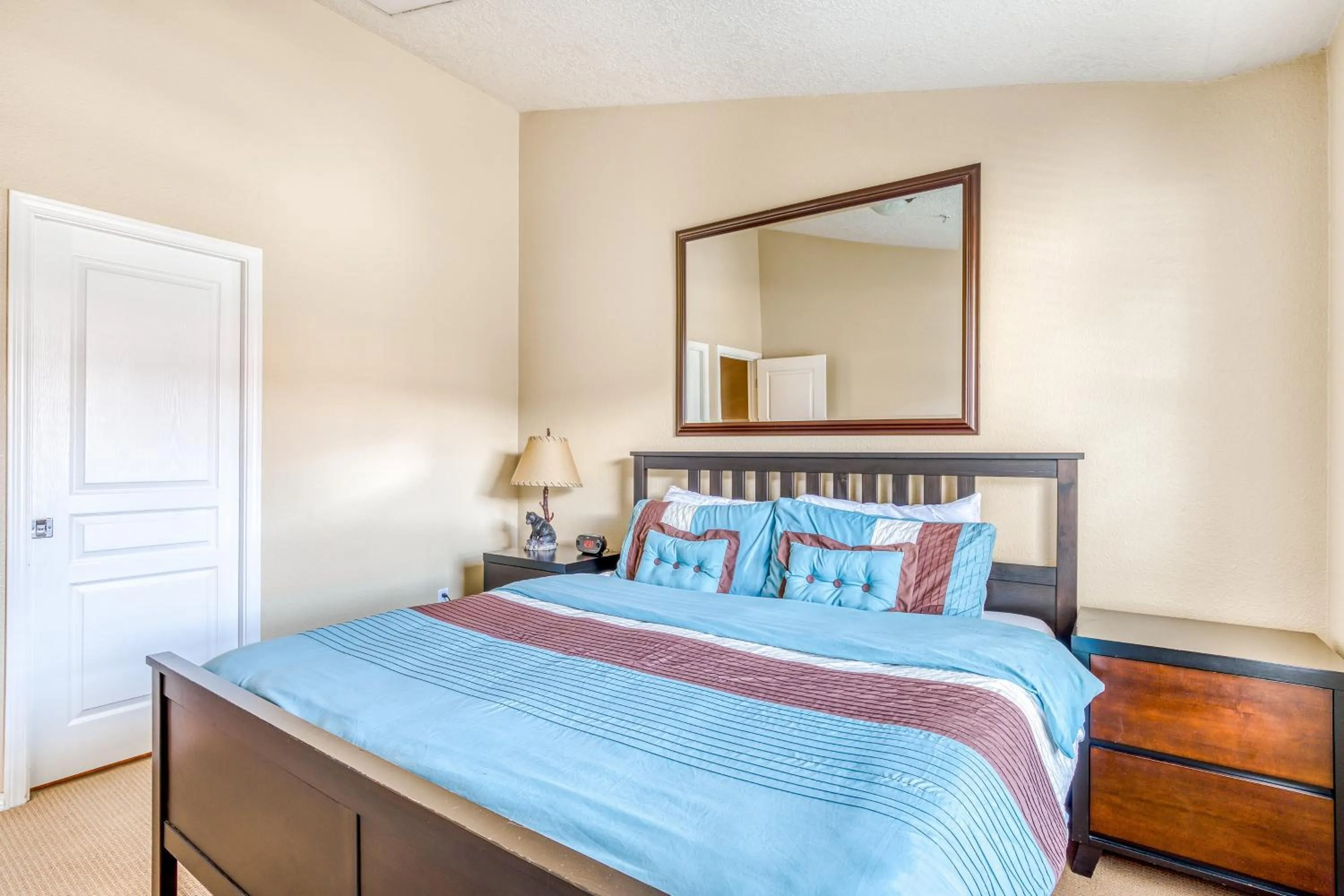 Bed in Collins Lake #146