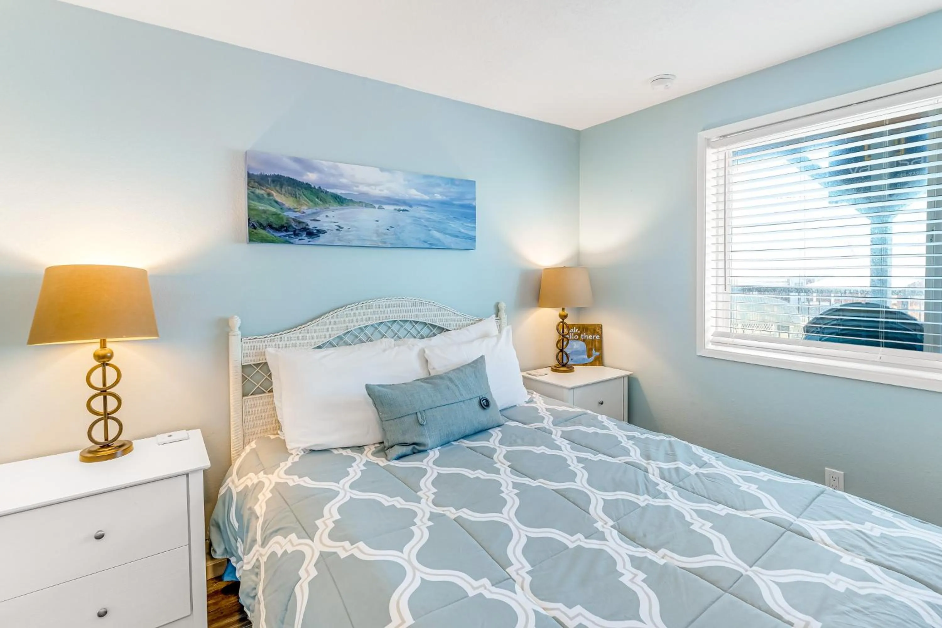 Bed in The Boat House Retreat