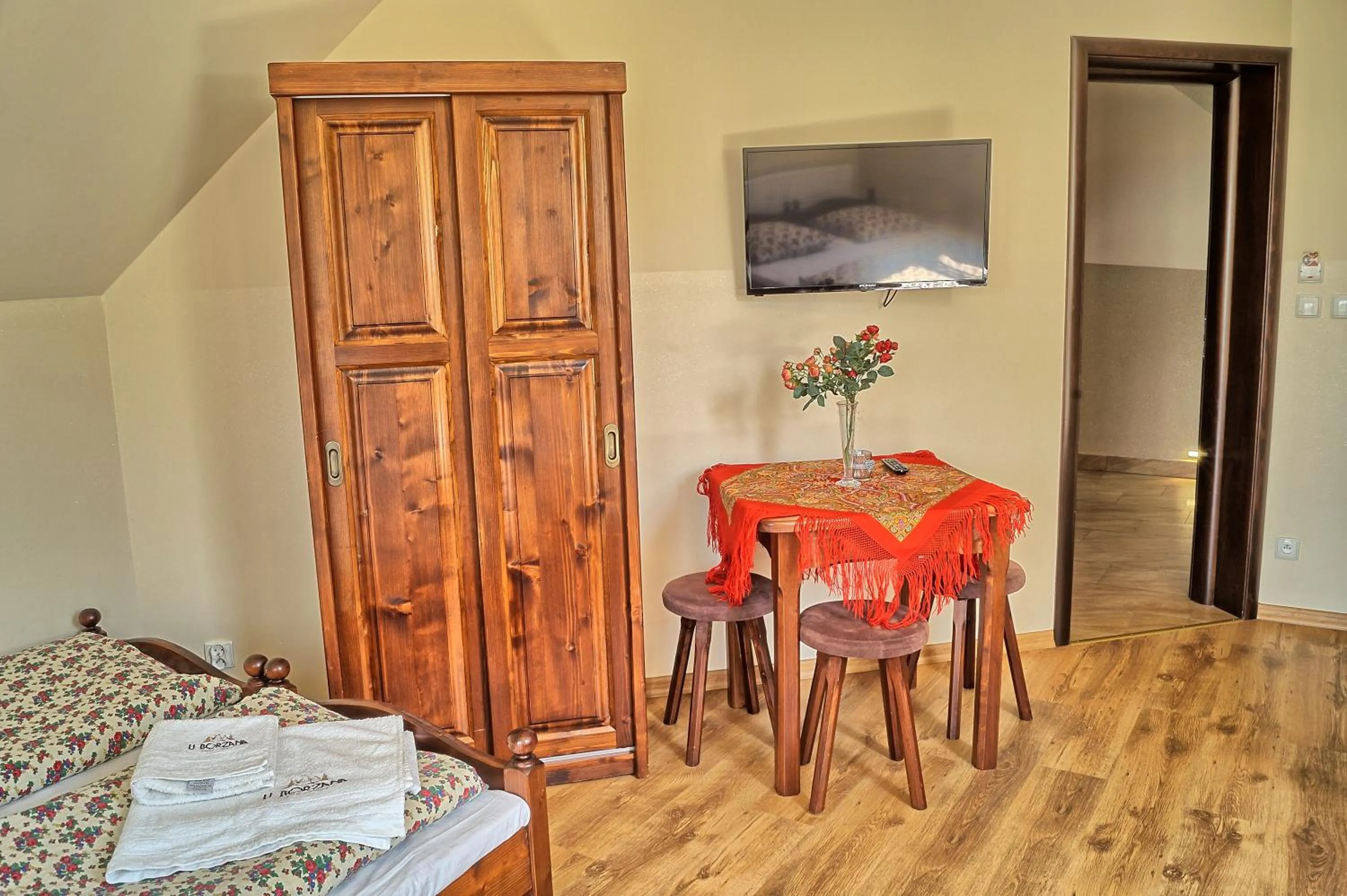 Decorative detail, Bed in Pokoje u Borzana