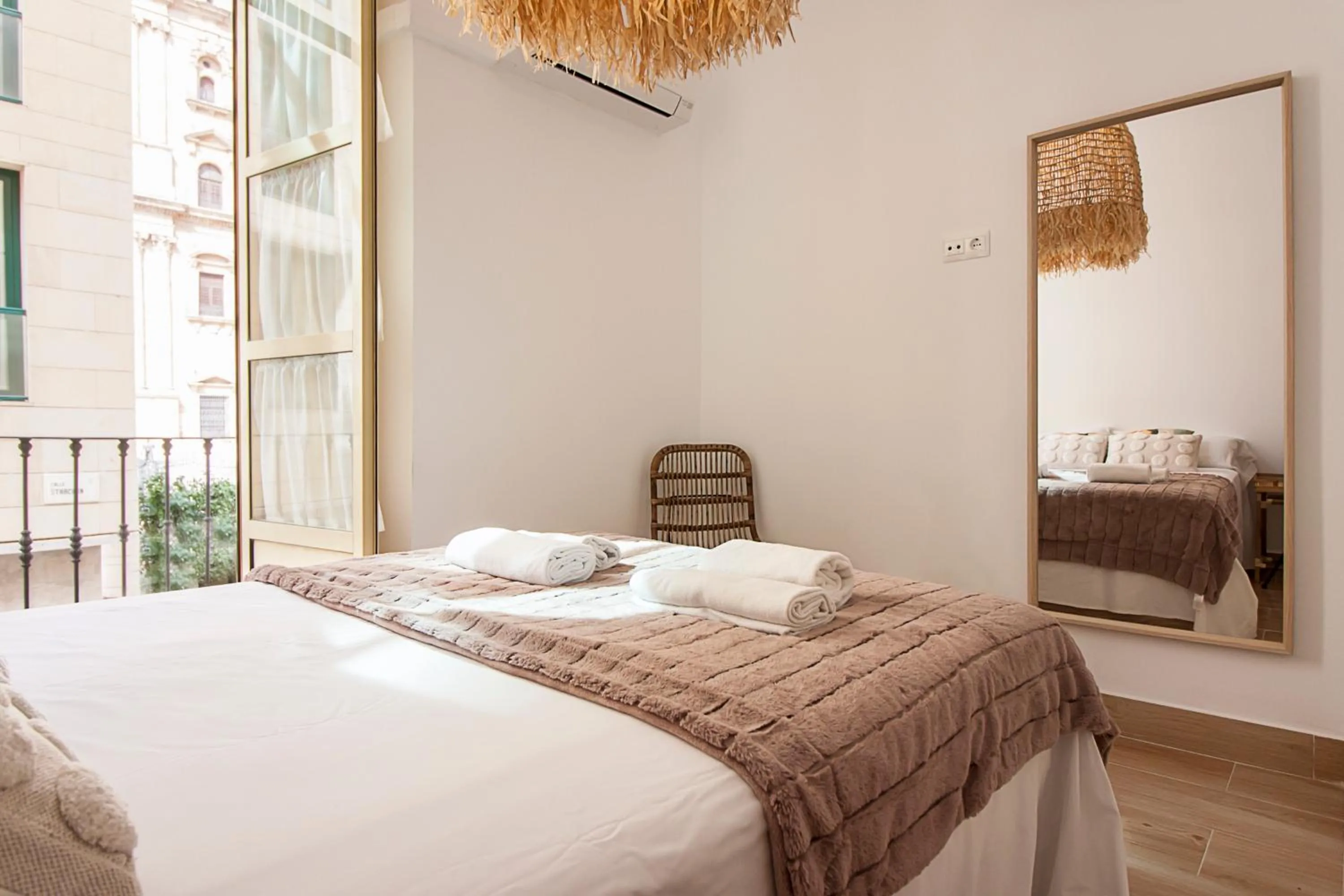 Bed in Malaga Center Flat Cathedral