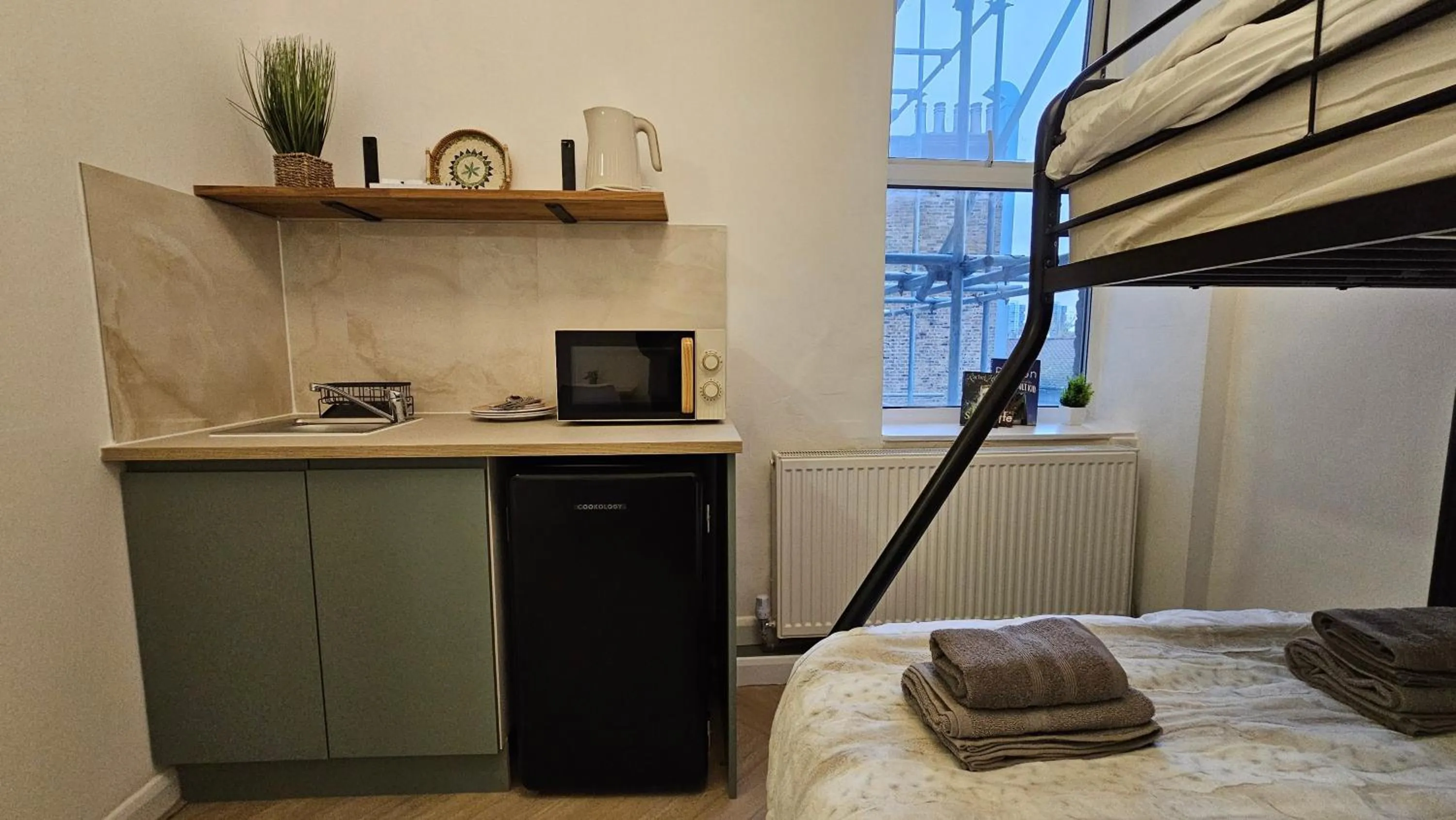 Bedroom in Bros Inn Hotel