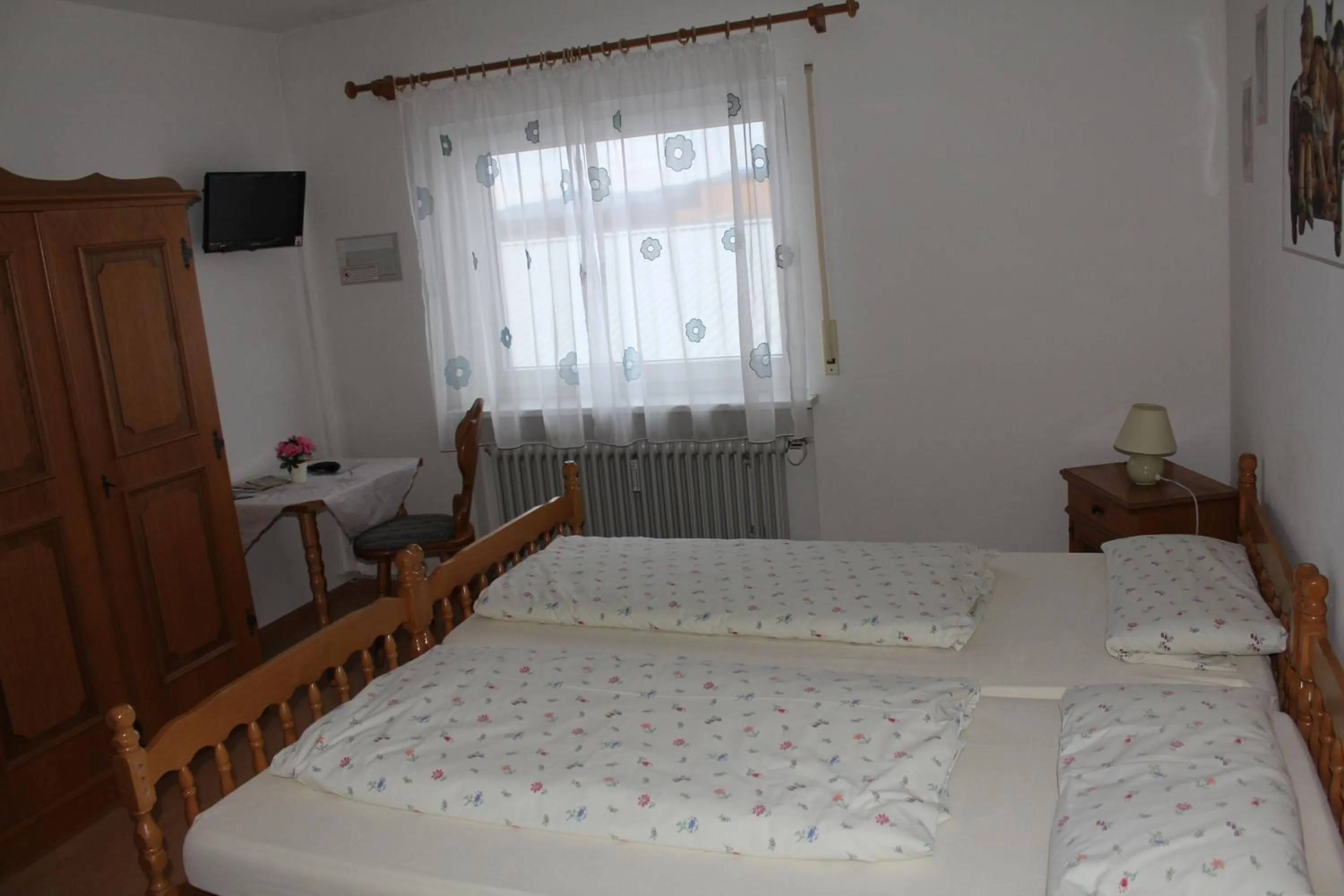 Photo of the whole room, Bed in Gasthaus Mösle