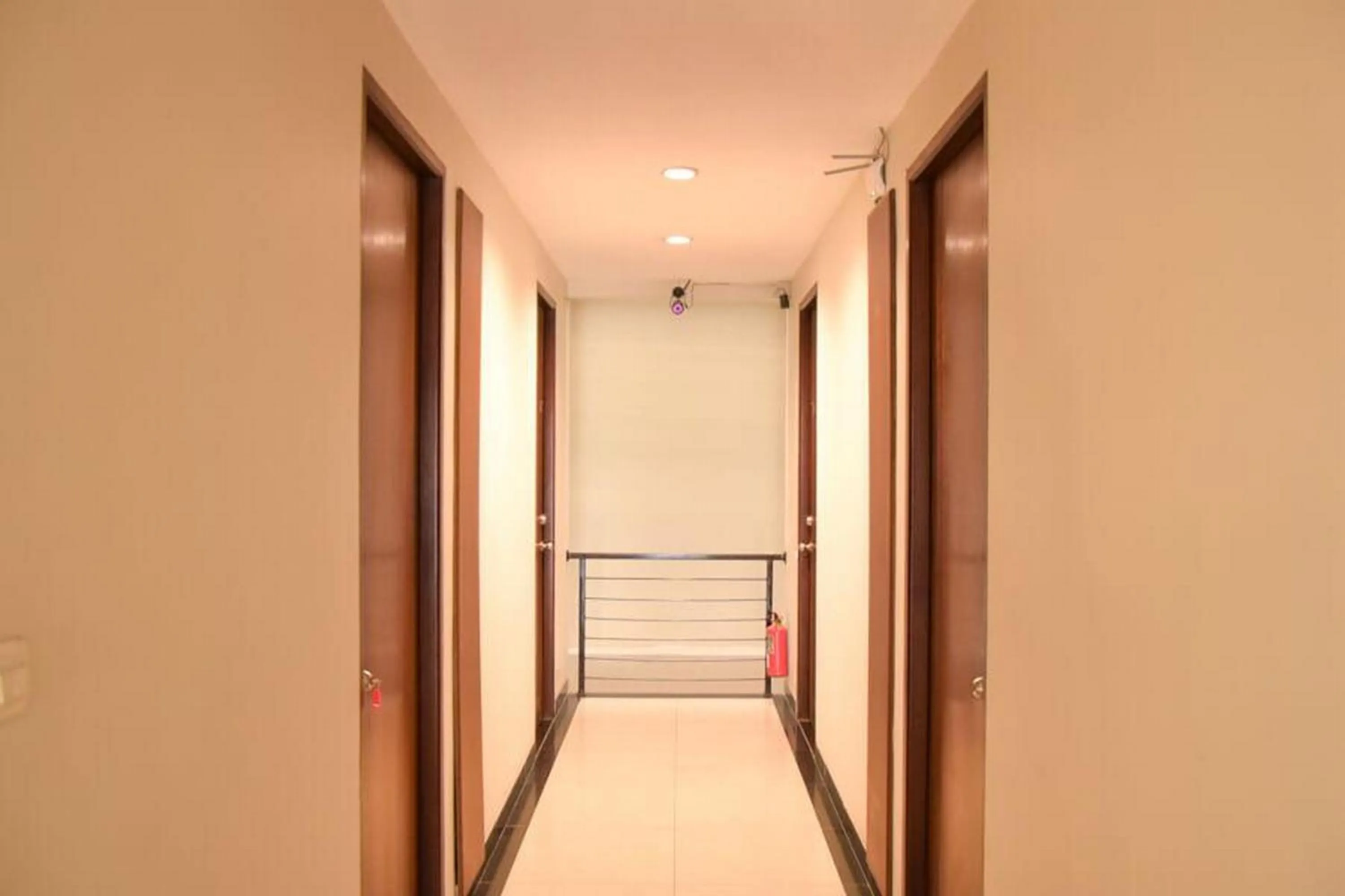 RedDoorz Plus near Plaza Indonesia