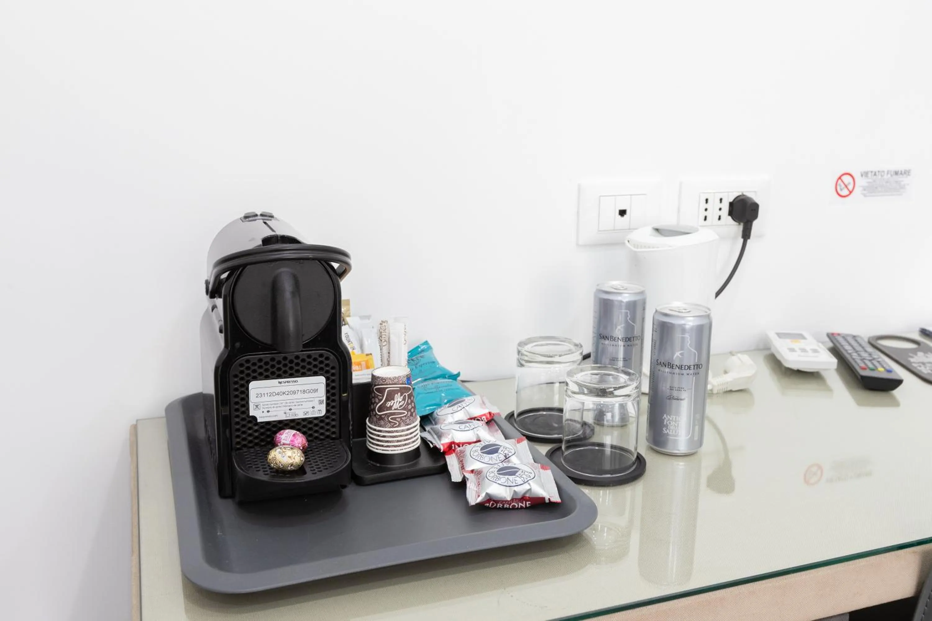 Coffee/tea facilities in 247 Luxury Rooms Trastevere