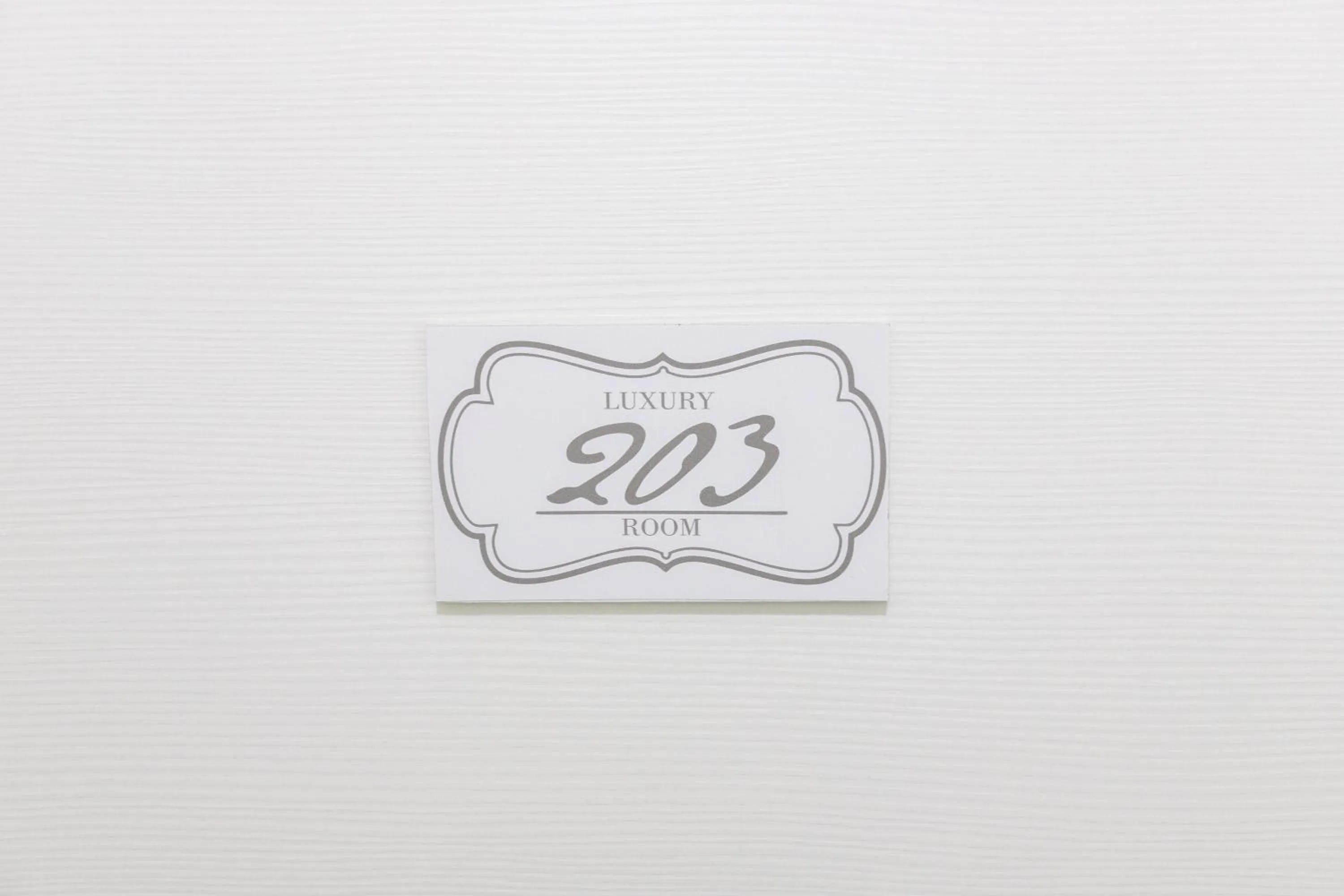 Text overlay in 247 Luxury Rooms Trastevere