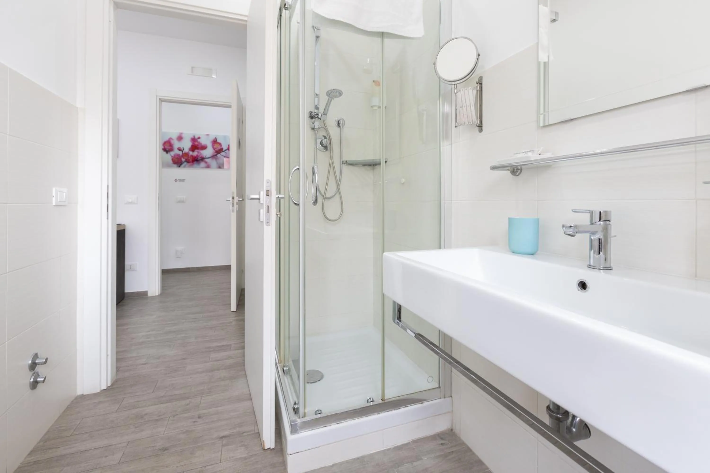 Shower in 247 Luxury Rooms Trastevere