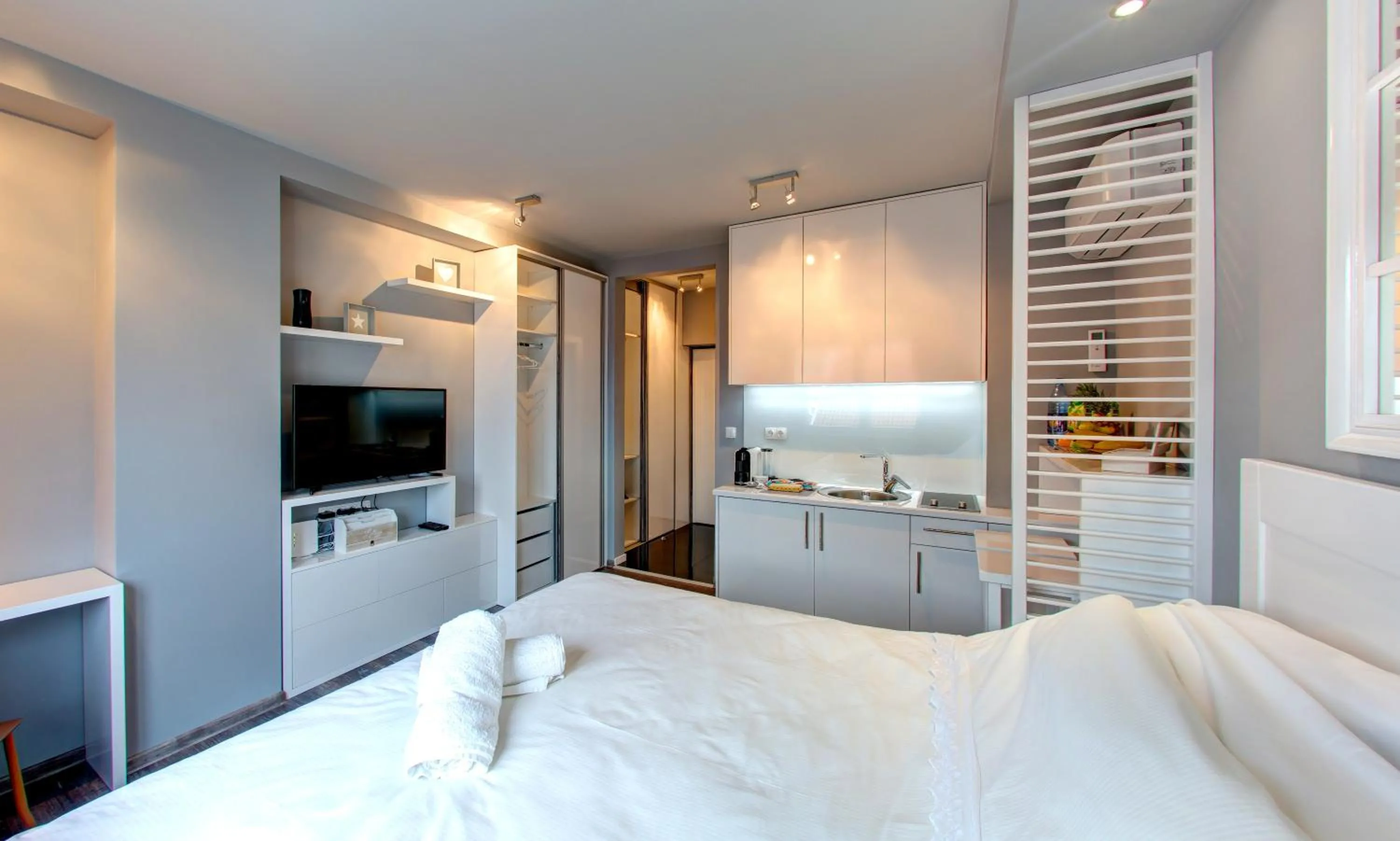 Bed in Luxury Studio Yasmine