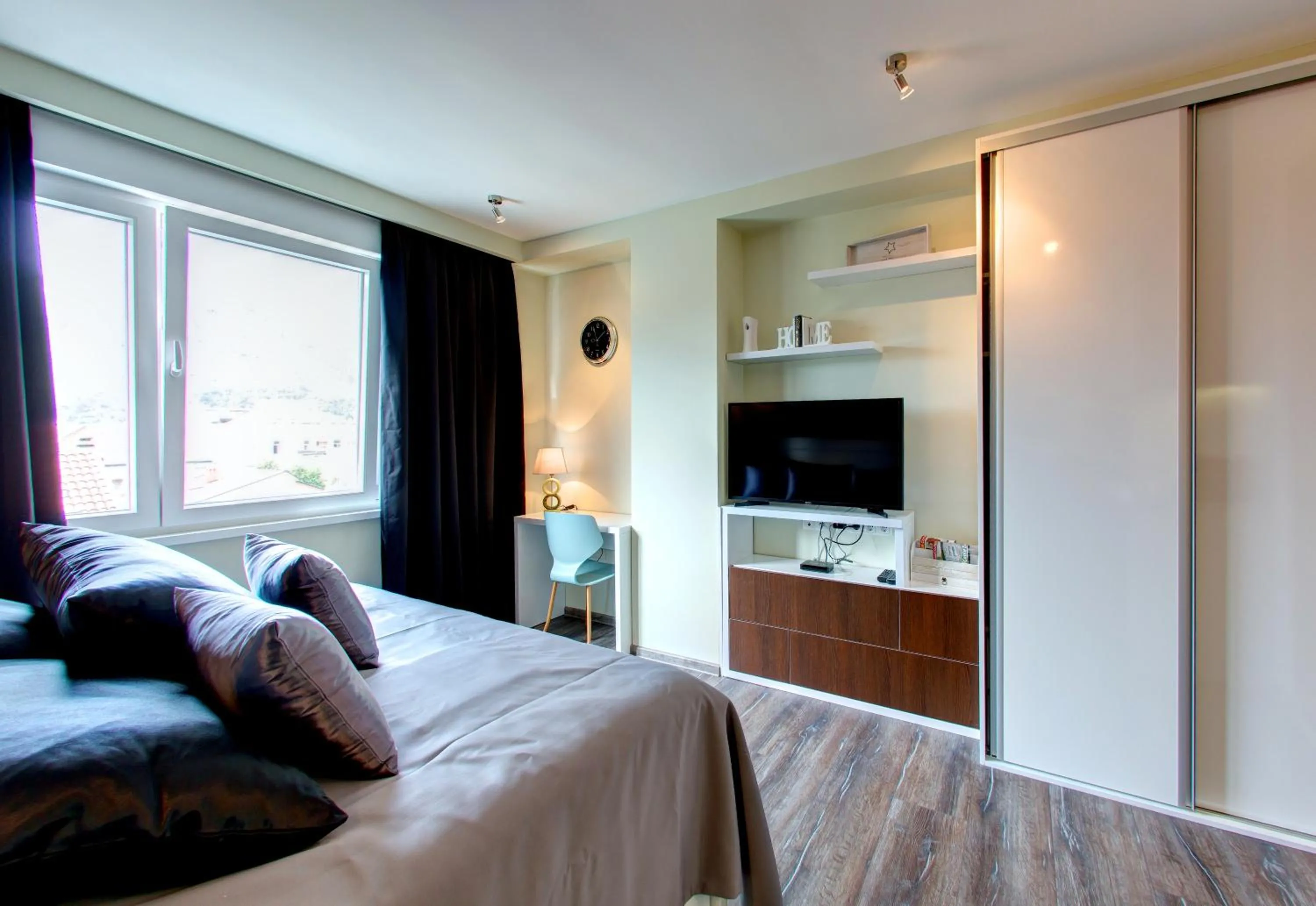 Bed in Luxury Studio Yasmine