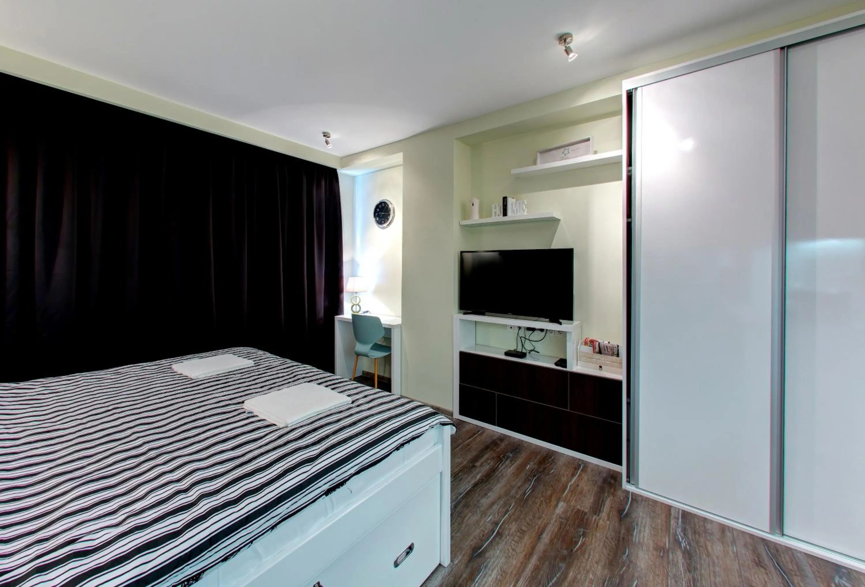 Bed in Luxury Studio Yasmine