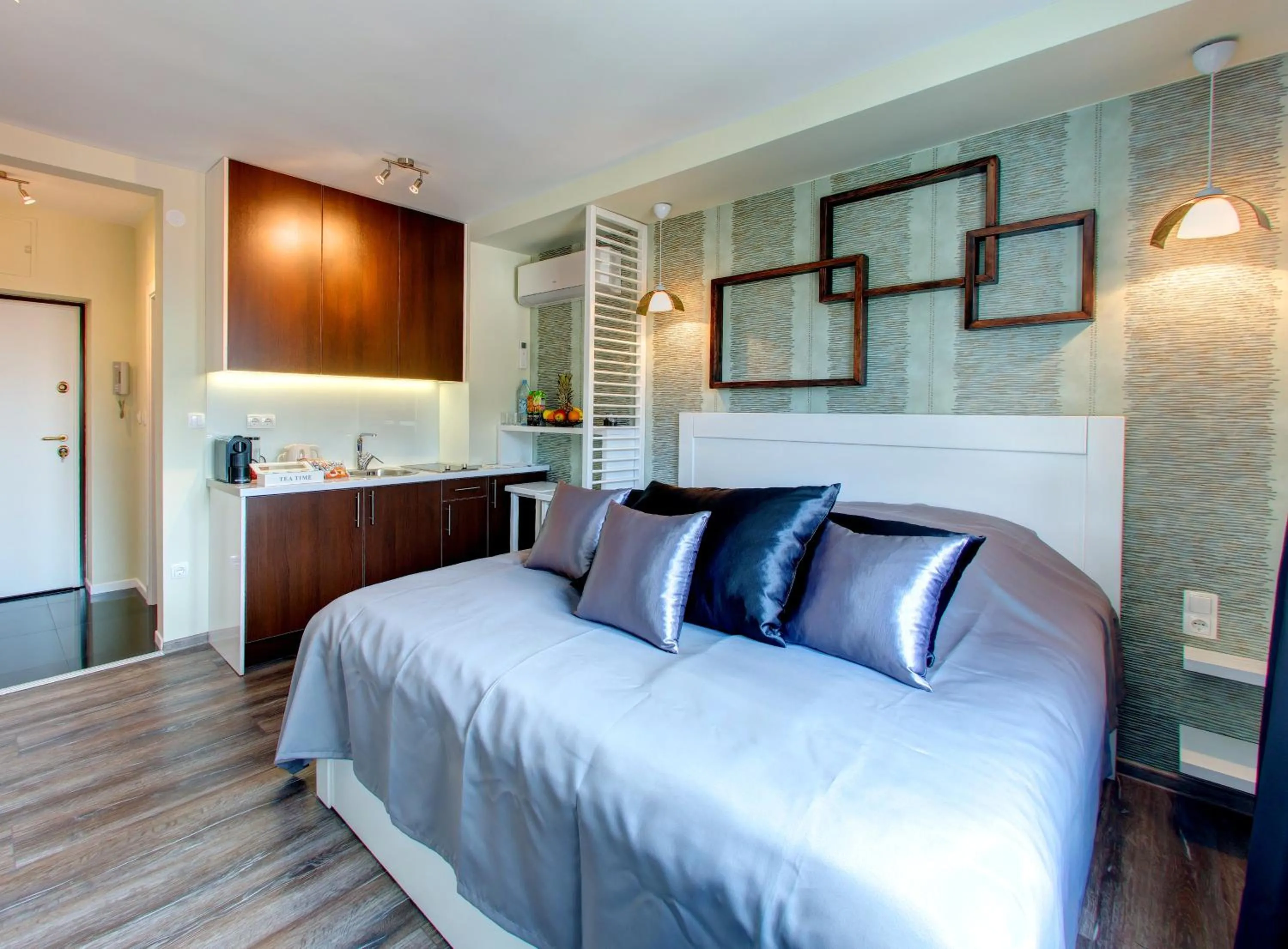 Bed in Luxury Studio Yasmine