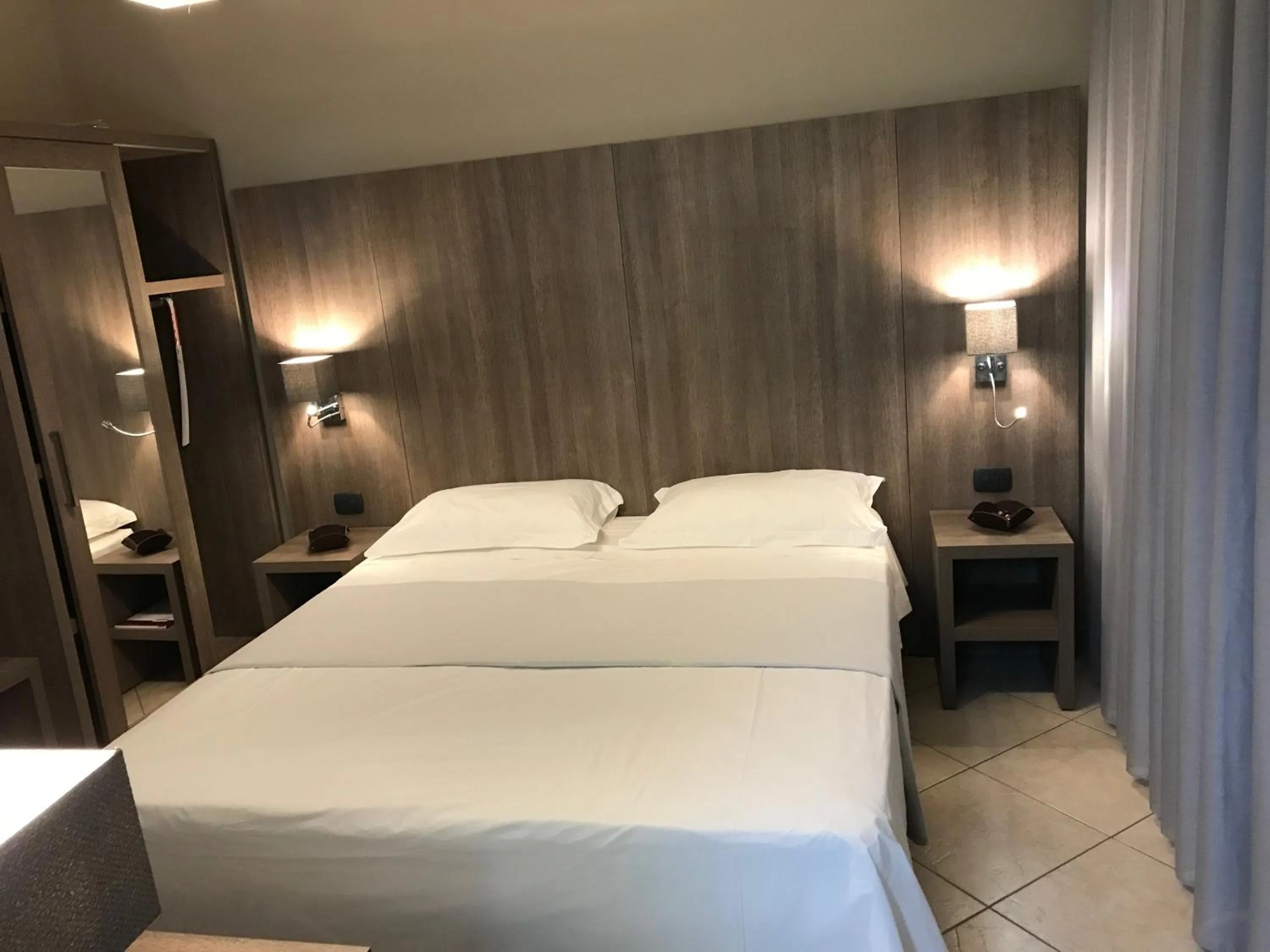 Property building, Bed in Napoli Com'era