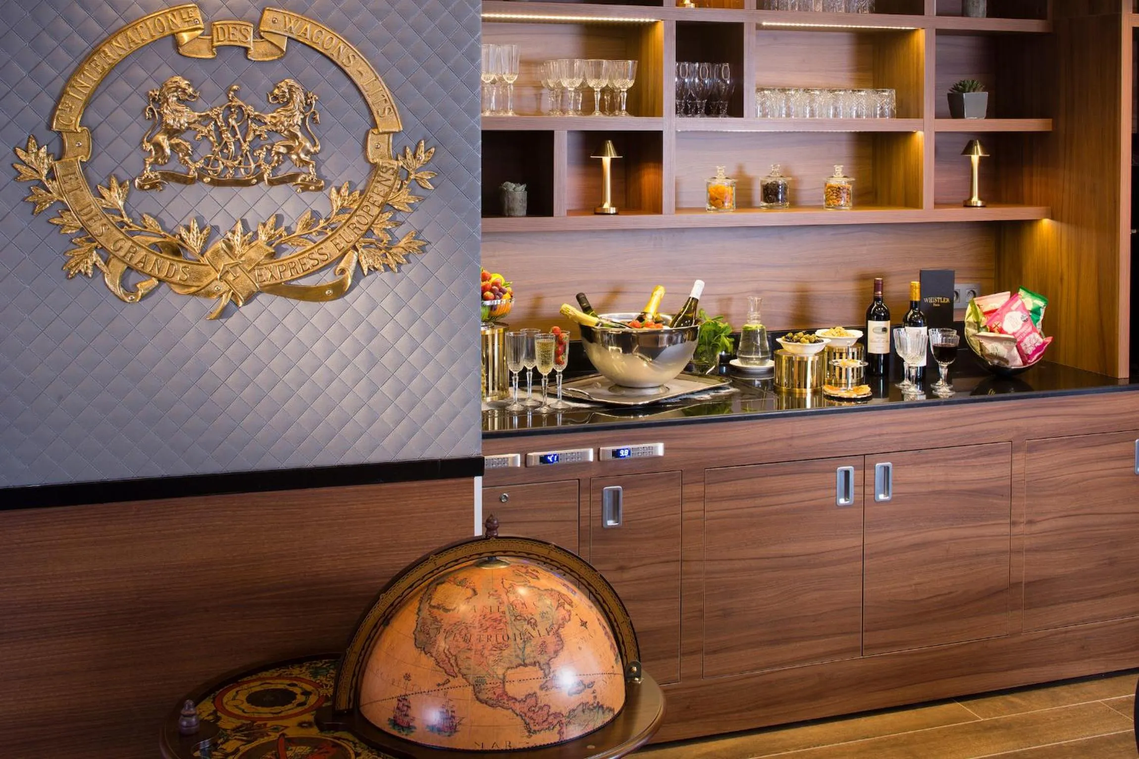 Lounge or bar in Hotel Whistler - Gare du Nord