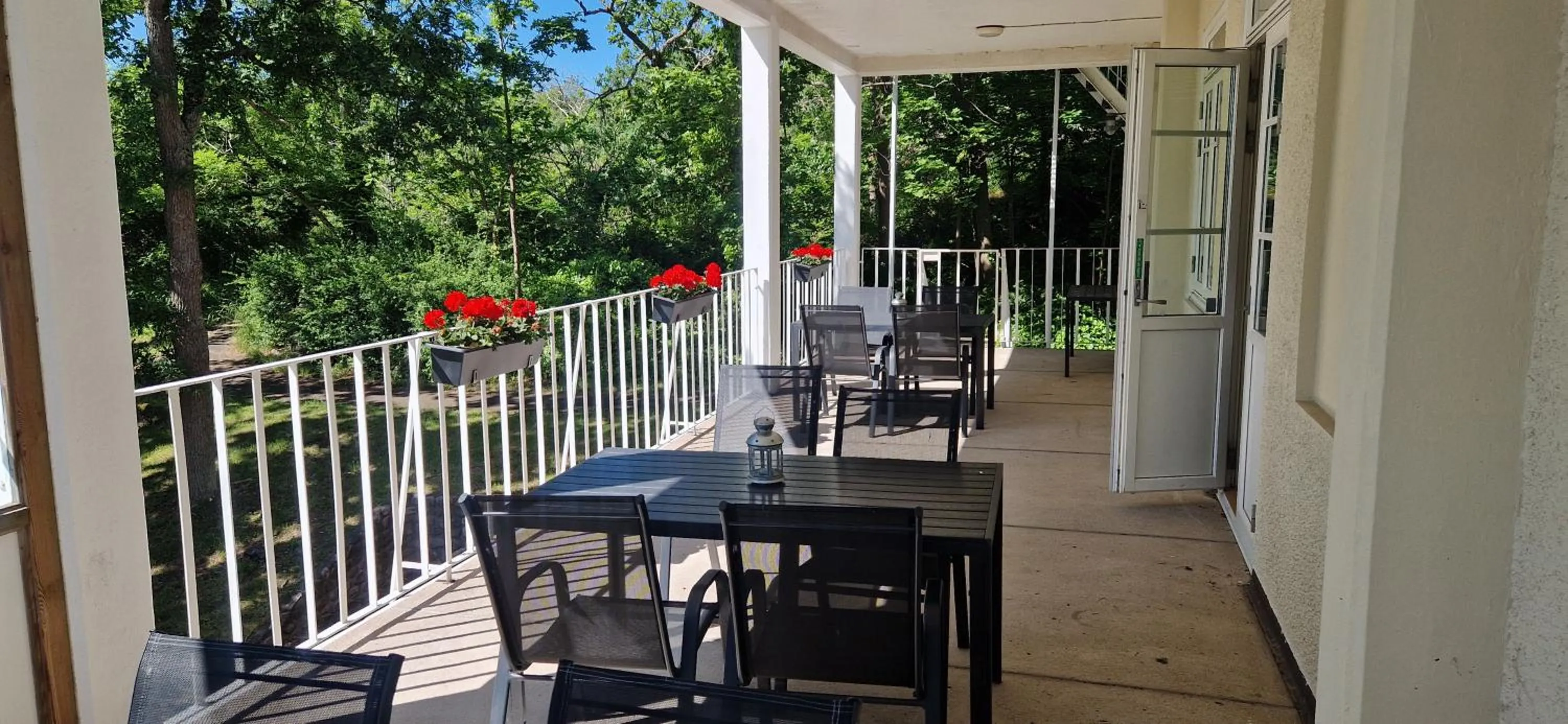 Balcony/Terrace in Hotel New Bed