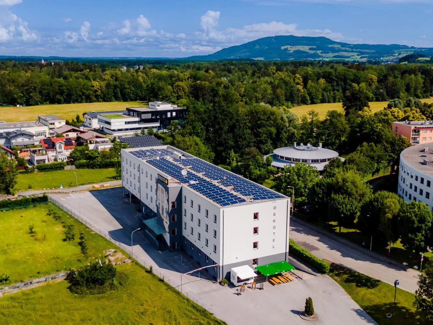 Property building in OEKOTEL Salzburg Messe