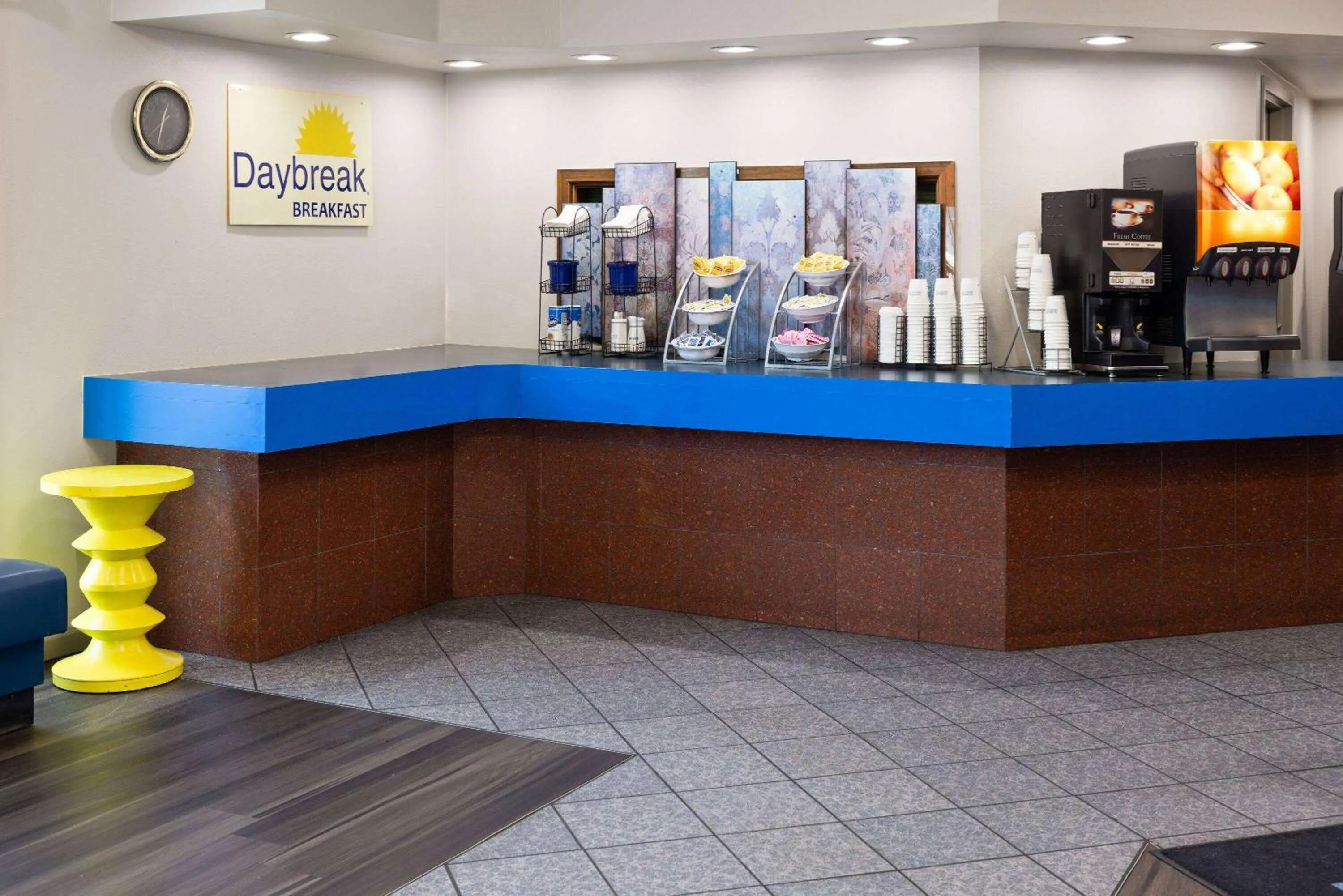 Breakfast in Days Inn & Suites by Wyndham Albany