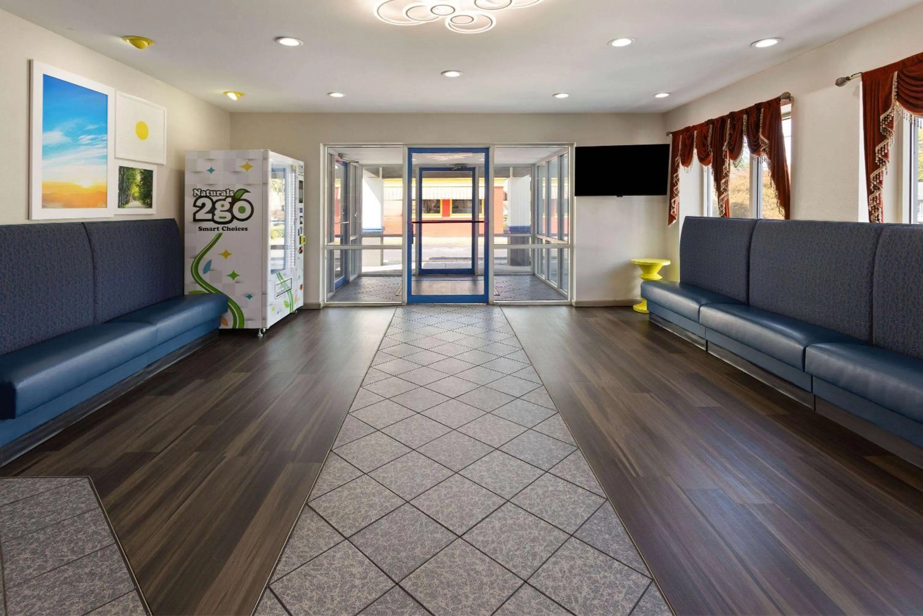 Lobby or reception in Days Inn & Suites by Wyndham Albany
