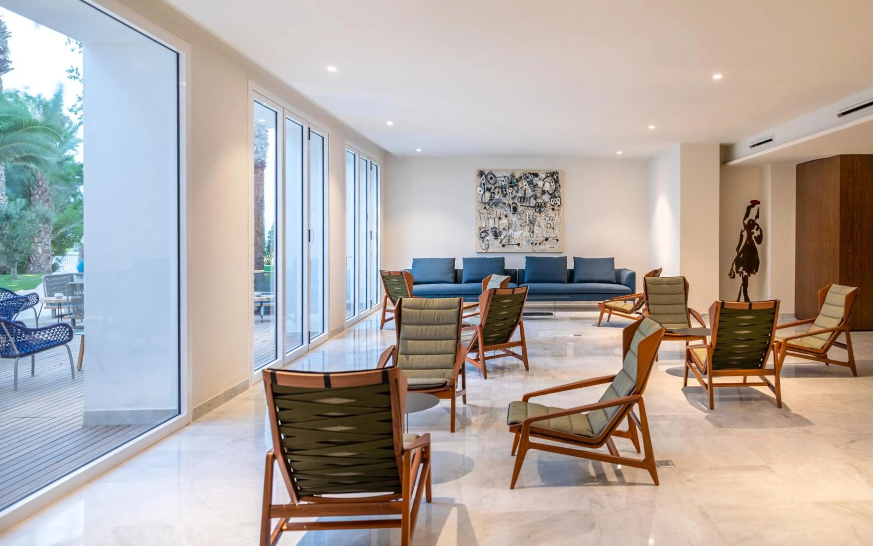 Lounge or bar in Royal Azur Thalassa