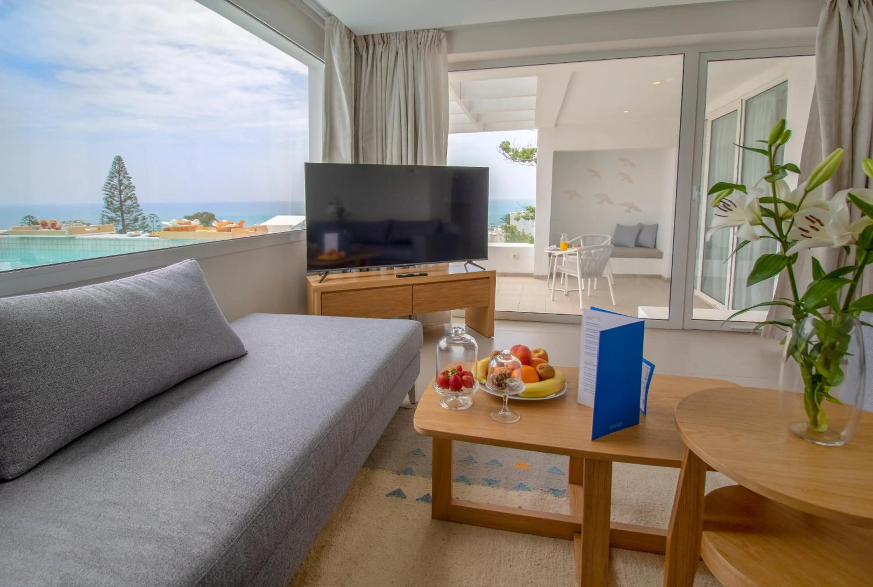 Communal lounge/ TV room in Royal Azur Thalassa