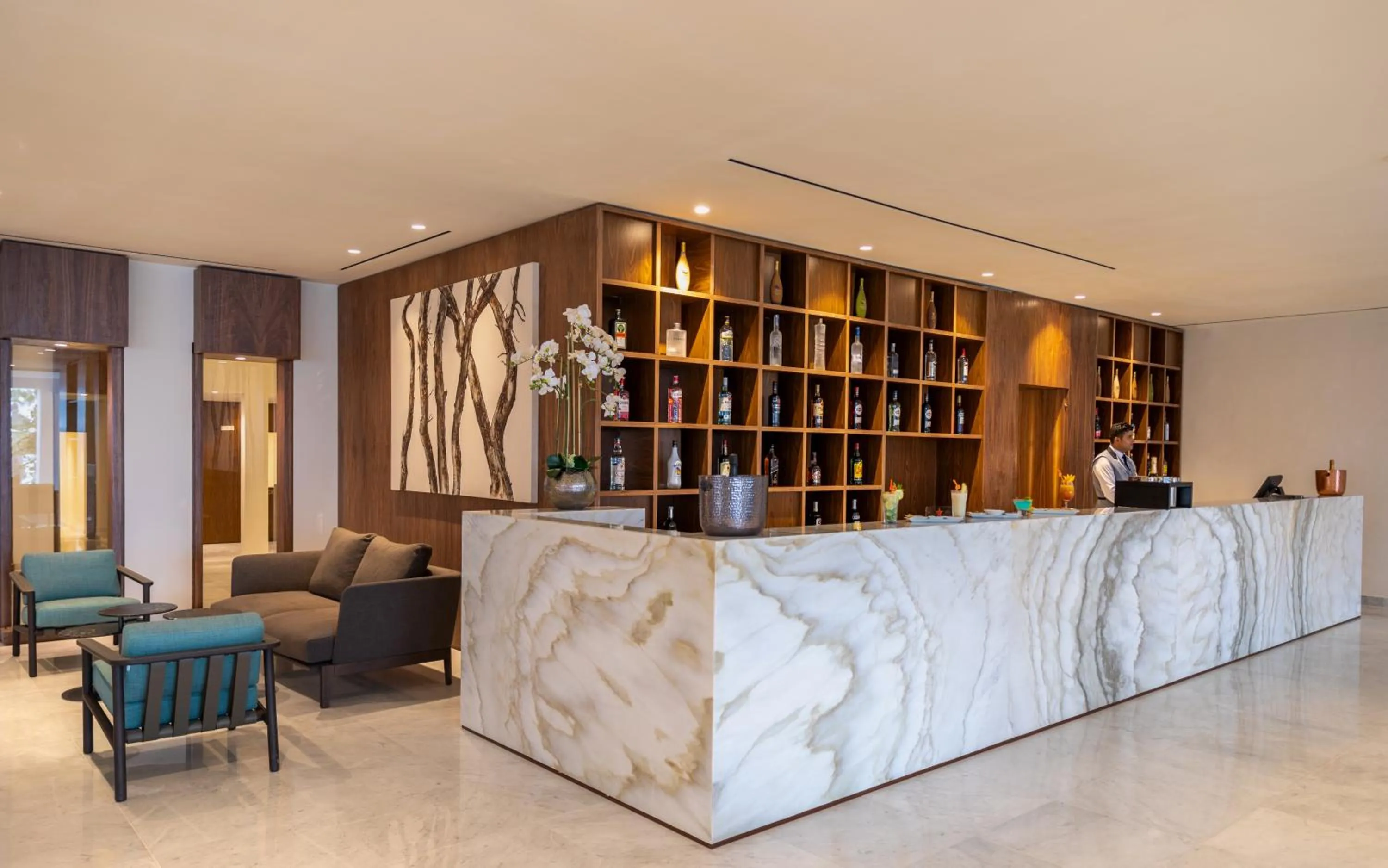 Lounge or bar in Royal Azur Thalassa