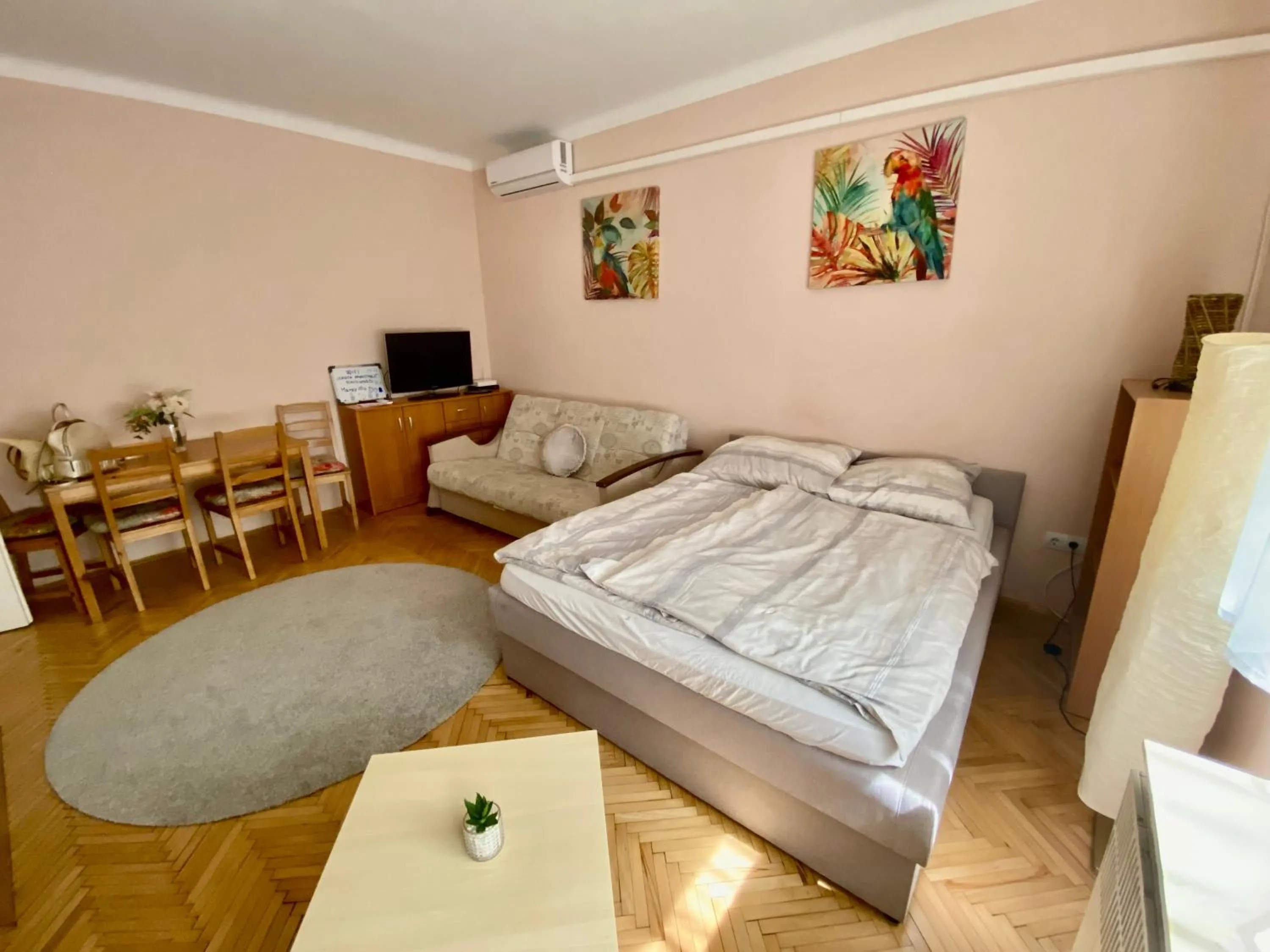 Bed in Révay Apartment
