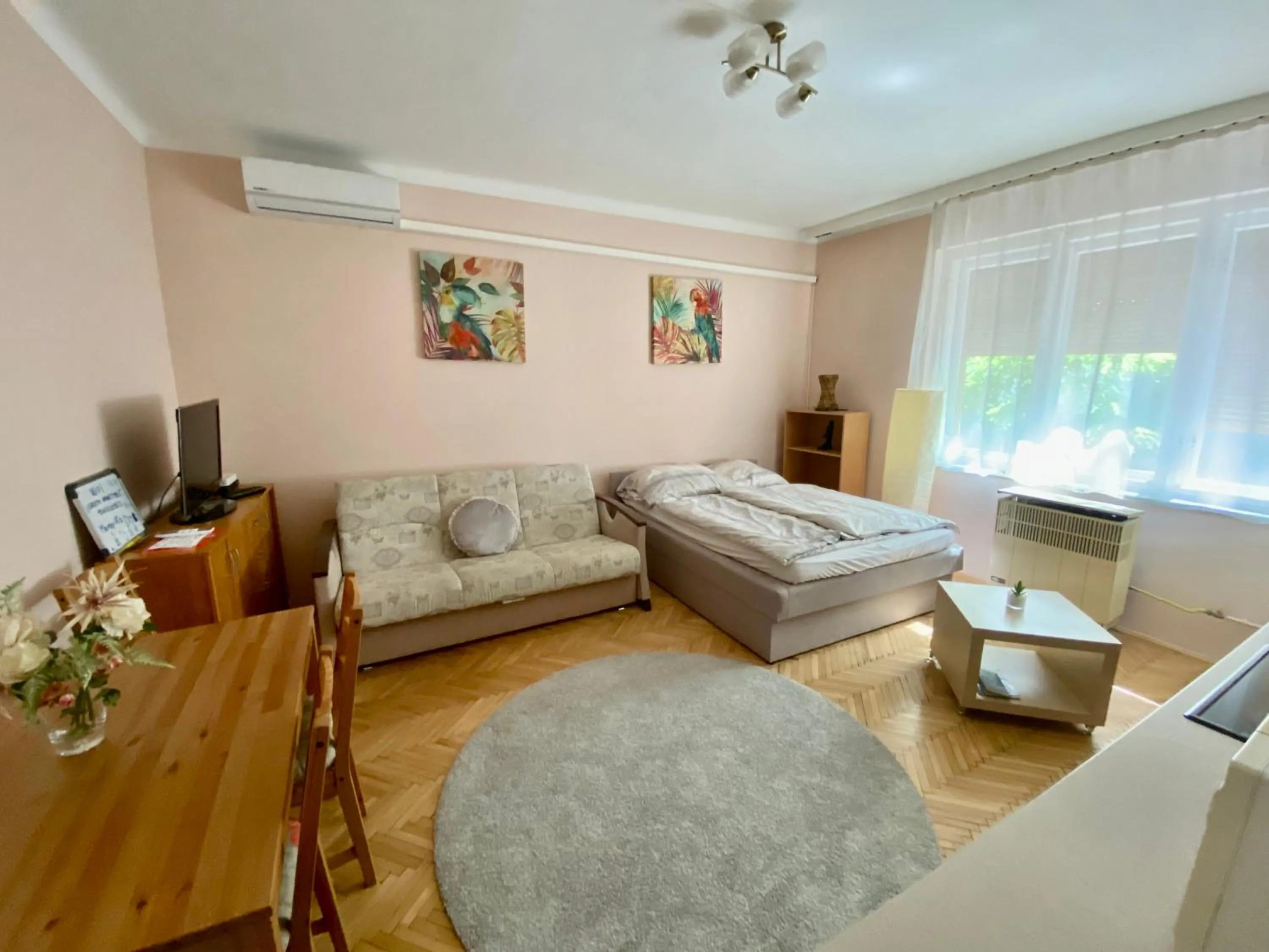 Révay Apartment