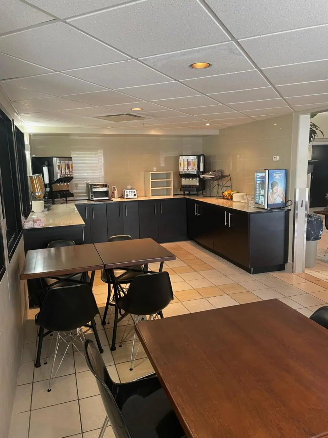 Super 8 by Wyndham Sainte Agathe Des Monts