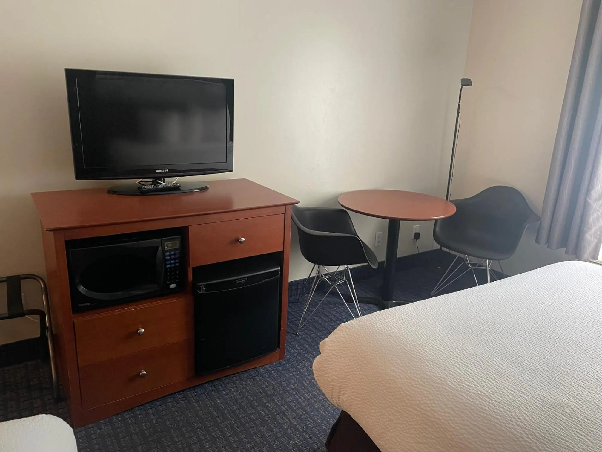 Bed in Super 8 by Wyndham Sainte Agathe Des Monts