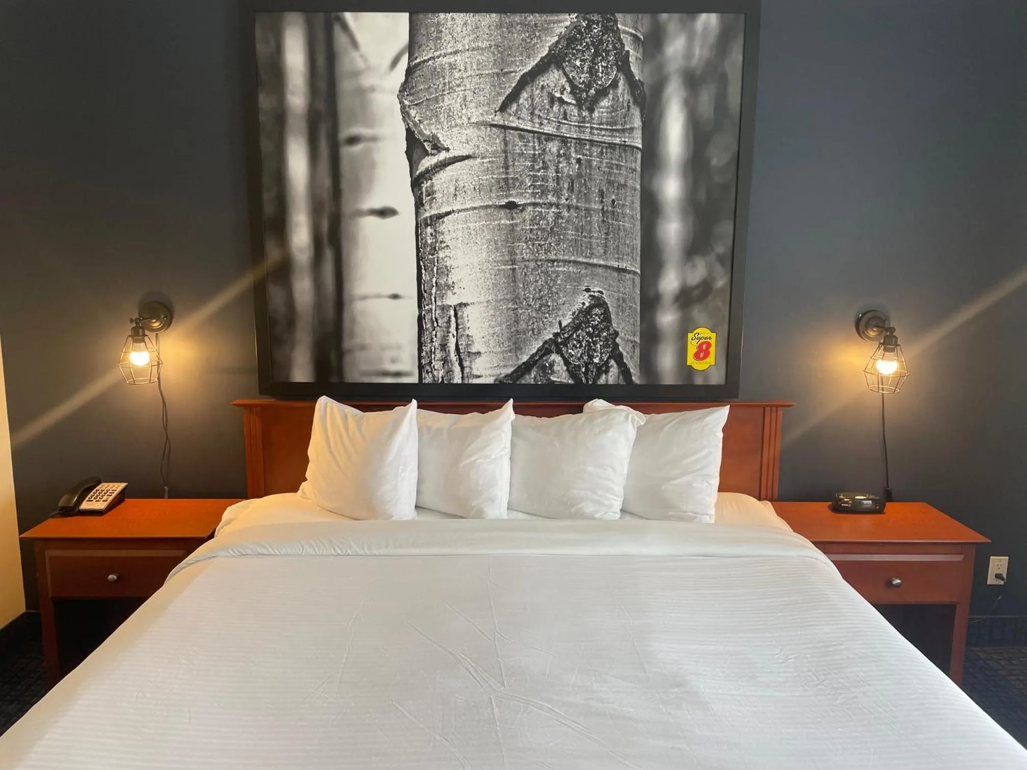 Bed in Super 8 by Wyndham Sainte Agathe Des Monts