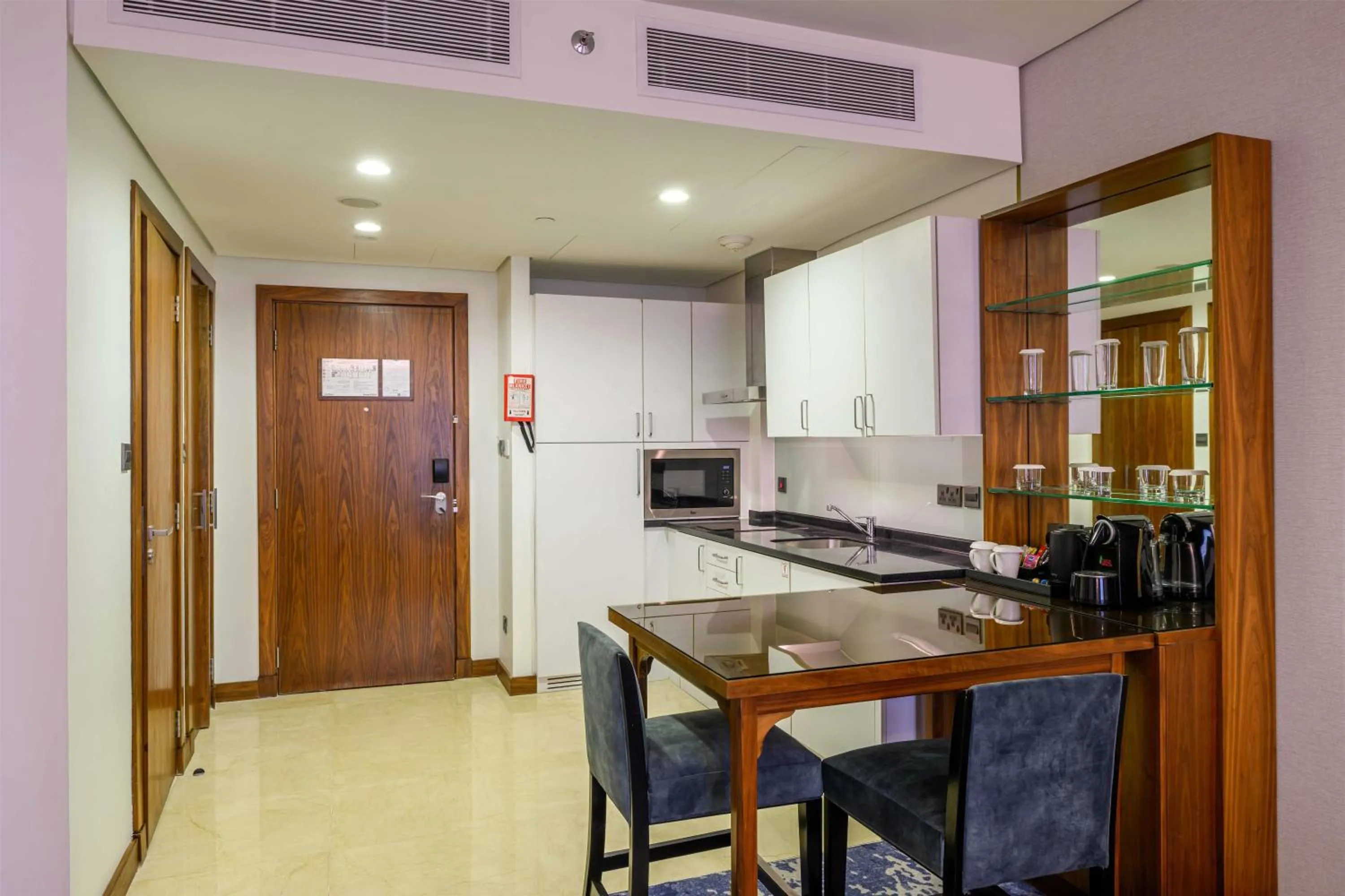 Kitchen or kitchenette in DoubleTree by Hilton Jeddah - Alandalus Mall