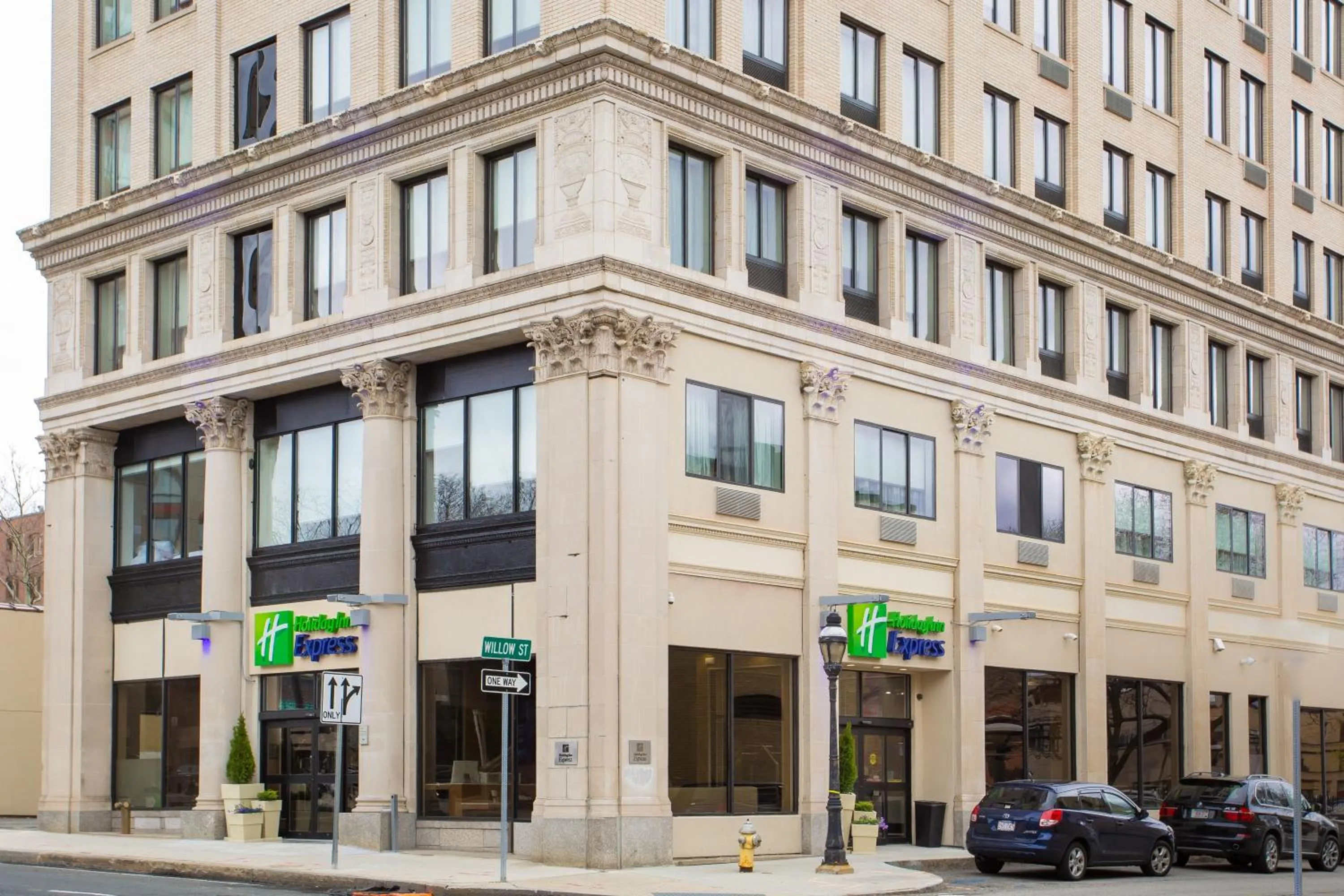 Property building in Holiday Inn Express - Springfield Downtown by IHG
